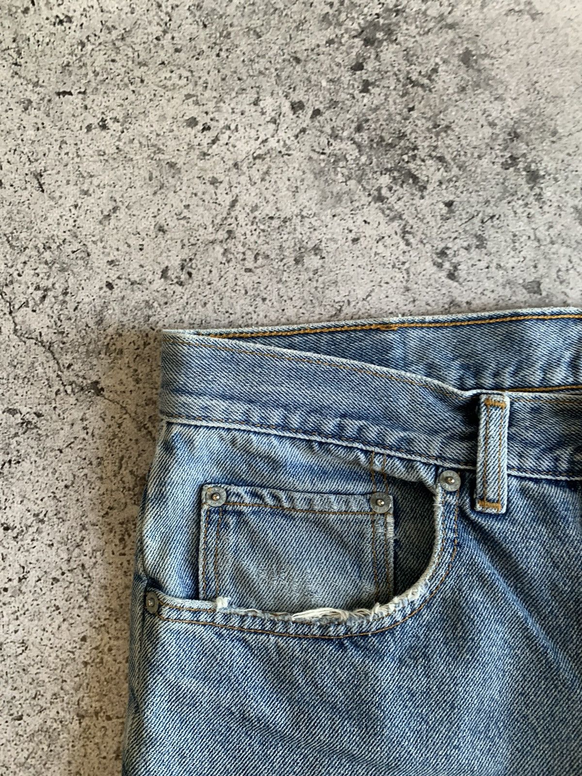 Levi's Vintage Levi’s 643 Perfect Faded Distressed Baggy Pants Y2K Size US 33 - 7 Thumbnail