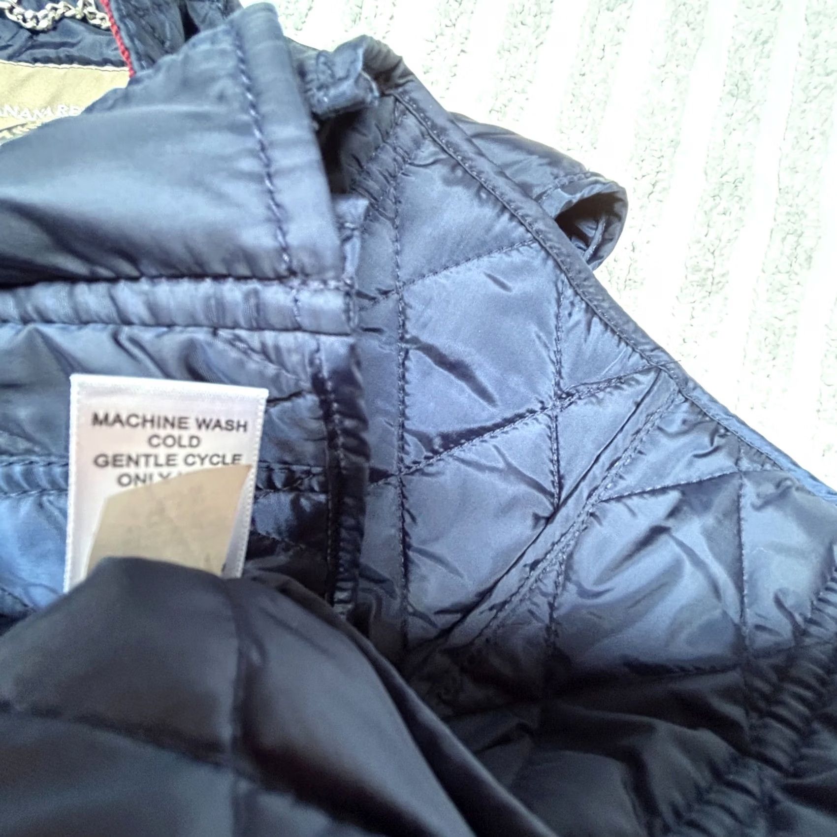 Banana Republic Banana Republic Womens Quilted Vest Full Zip Sleeveless Navy Blue XS Jacket Vest Quilted Pockets Regular Size XS Womens Size XS / US 0-2 / IT 36-38 - 5 Thumbnail