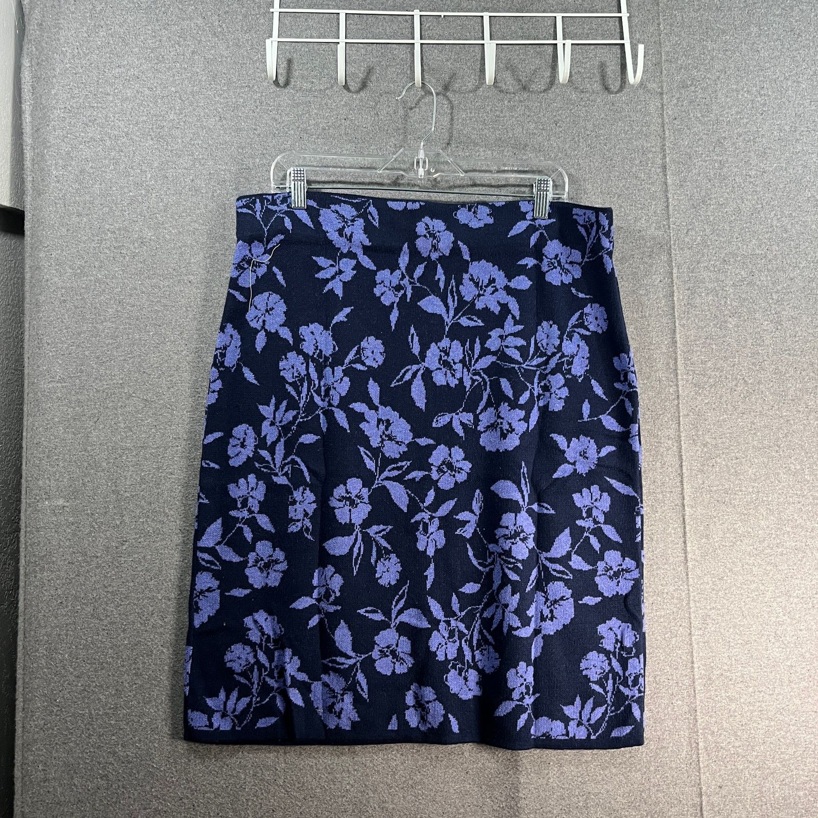 Isaac Mizrahi Isaac Mizrahi LIVE Jacquard Sweater Skirt with Side Size 34" / US 12 / IT 48 - 1 Thumbnail