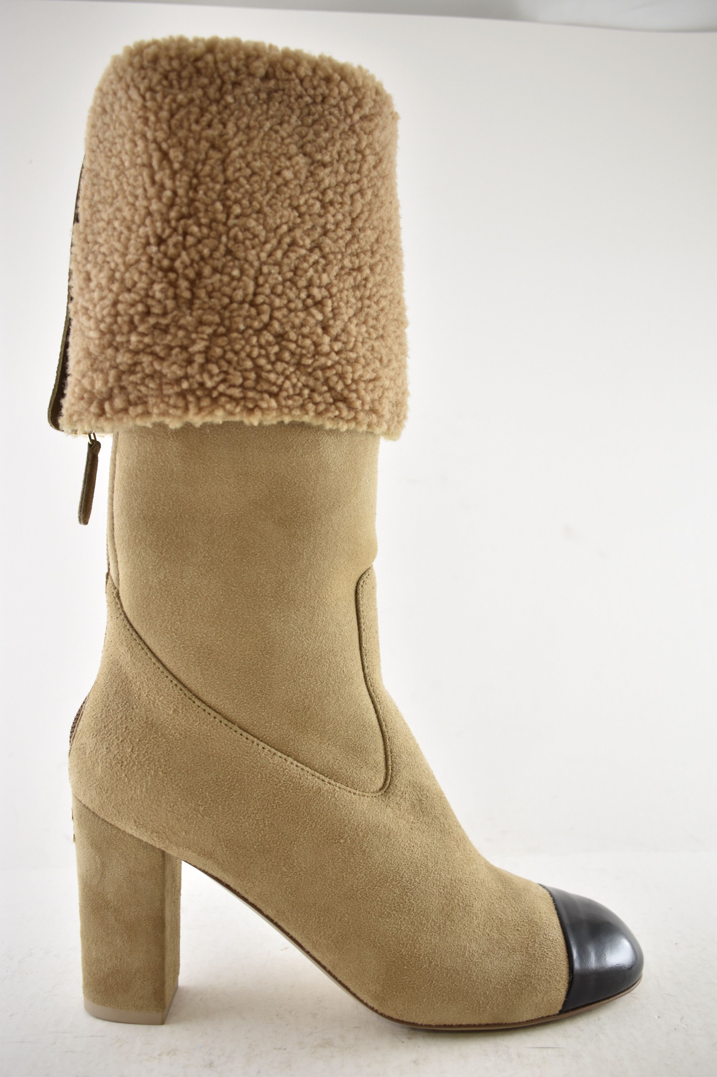 Chanel Chanel 24K Shearling Fur Logo Knee High Block Heel Boot 37.5 Size US 7.5 / IT 37.5 - 11 Thumbnail