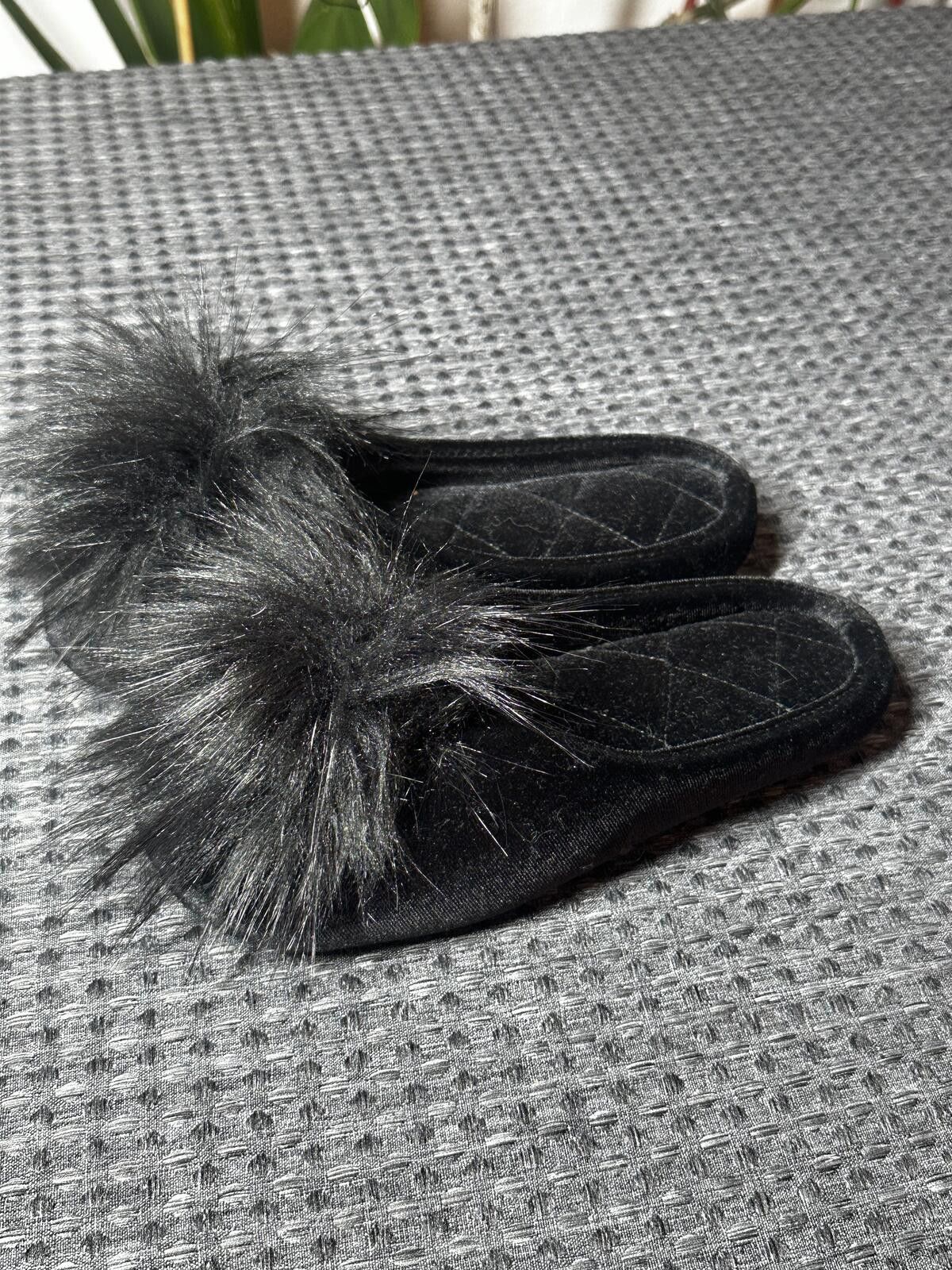 Other Black Furry Pom Pom Slip-On Slippers Size US 5.5 / IT 35.5 - 2 Thumbnail