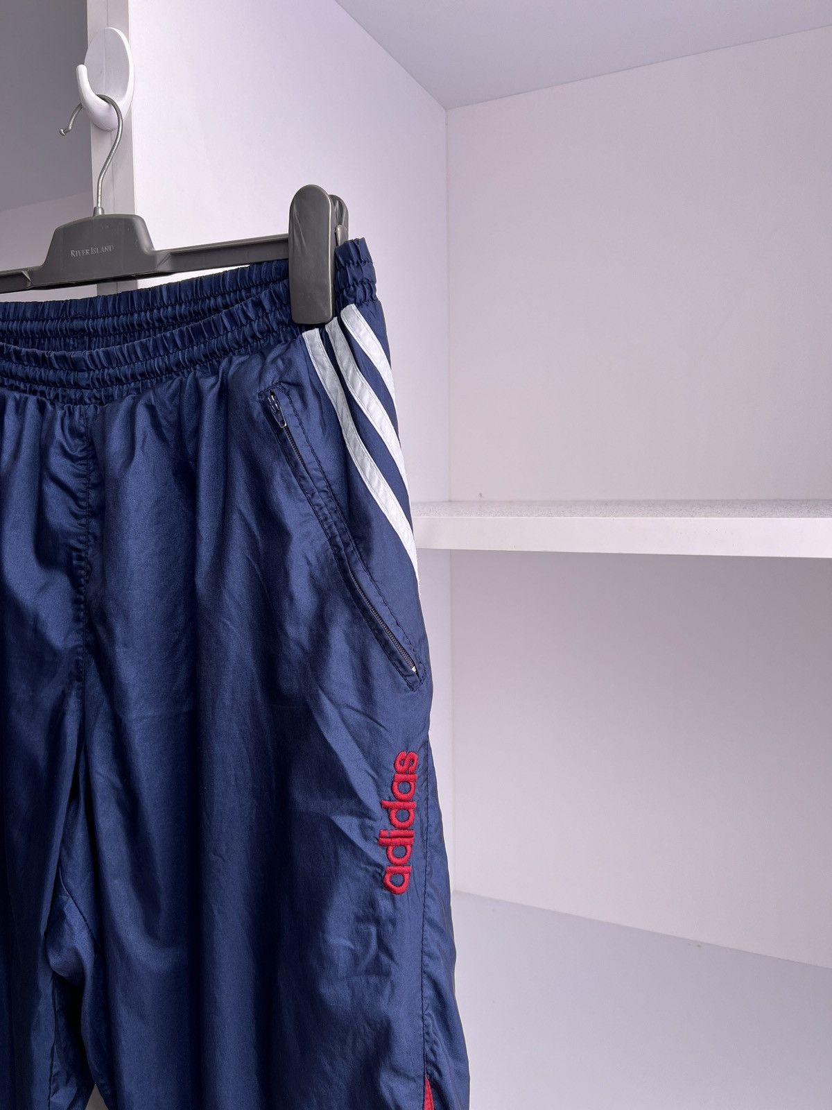 Adidas × Vintage Vintage Adidas Streetwear 90s style nylon pants Size US 32 / EU 48 - 7 Thumbnail