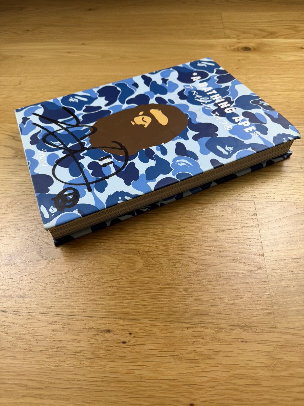 Bape BAPE Rizzoli signed by NIGO Size ONE SIZE - 5 Thumbnail