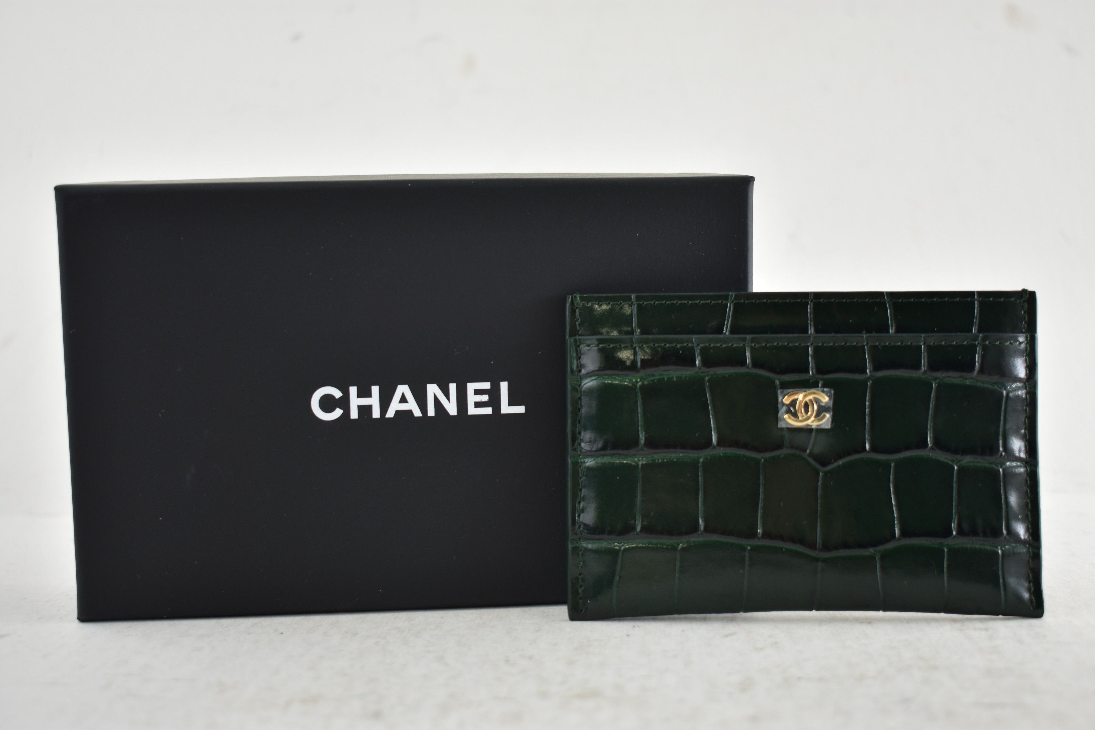 Chanel 26S Emerald Crocodile Embossed Credit Card Holder Wallet Size ONE SIZE - 2 Thumbnail