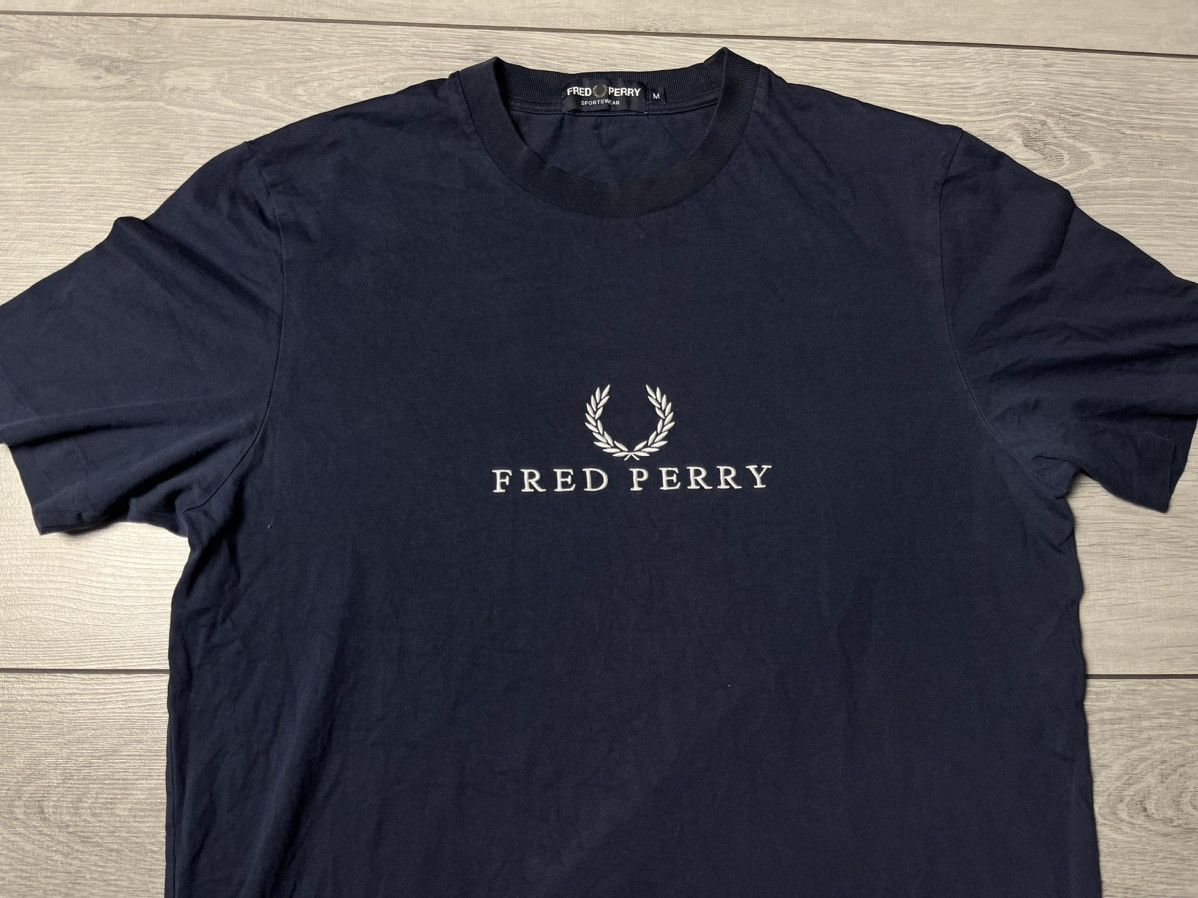 Fred Perry Fred perry Tshirt embroidered logo size medium Size US M / EU 48-50 / 2 - 3 Thumbnail