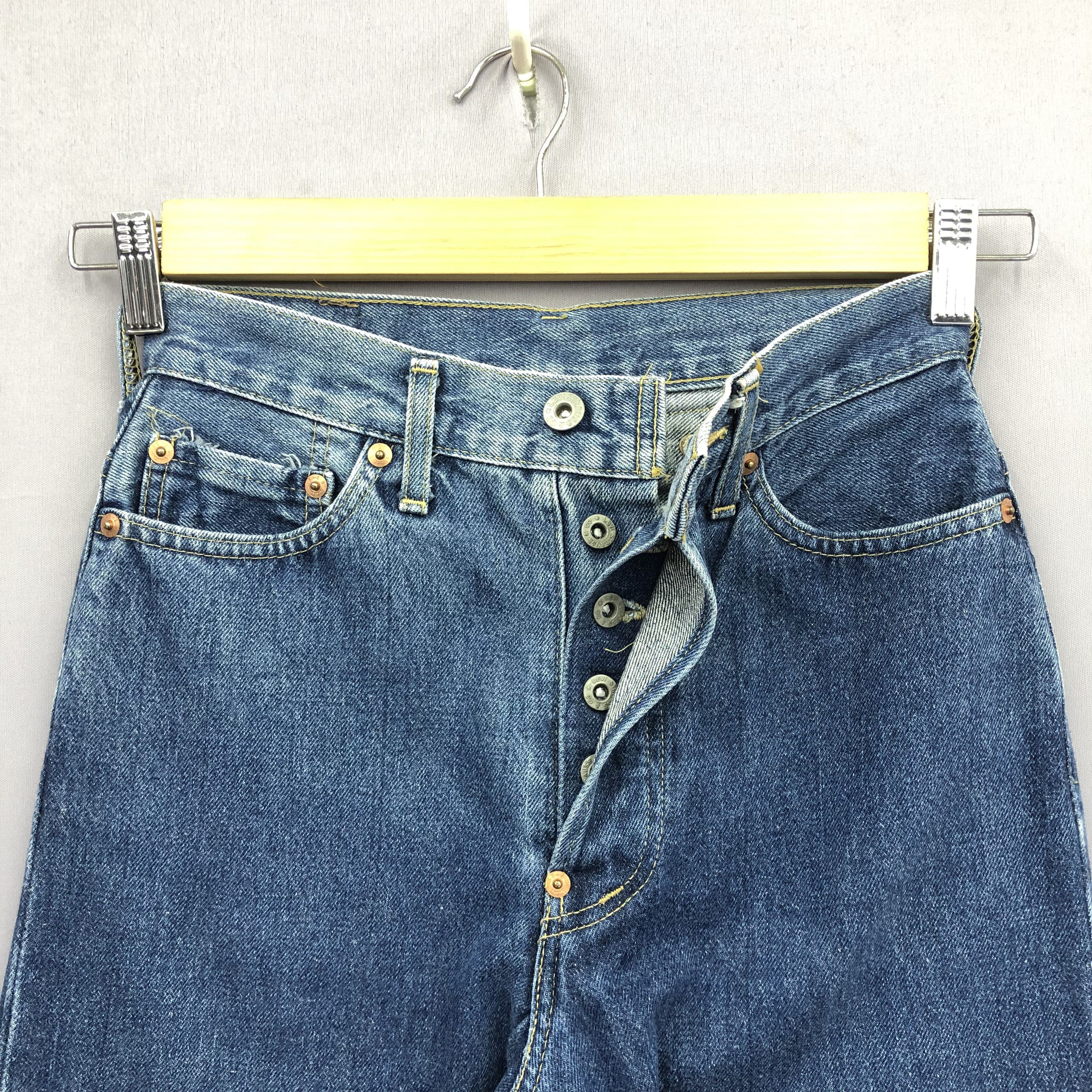 Levi's Vintage Levis 701XX Buckle Selvedge Jeans Redline Denim Size 24" / US 00 / IT 34 - 6 Thumbnail