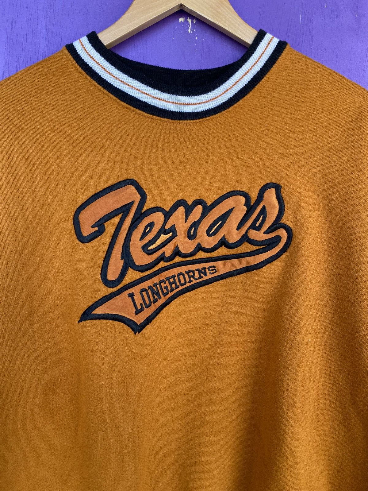 Other Vintage 90s Texas Longhorns script sweatshirt Size US L / EU 52-54 / 3 - 3 Thumbnail