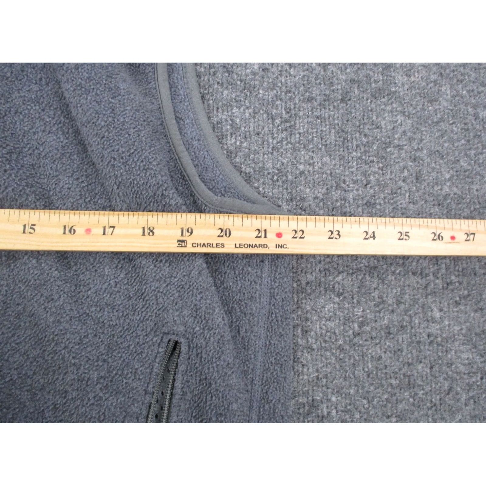 Patagonia Patagonia Vest Jacket Mens M Gray Fleece Synchilla Jumper Hiking Camping 25184 Size US M / EU 48-50 / 2 - 5 Thumbnail