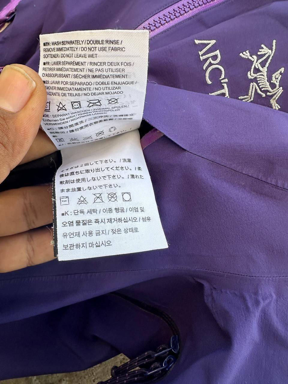 Arc'teryx Arc’teryx Gore-Tex Shell Jacket – Purple Size US L / EU 52-54 / 3 - 11 Thumbnail