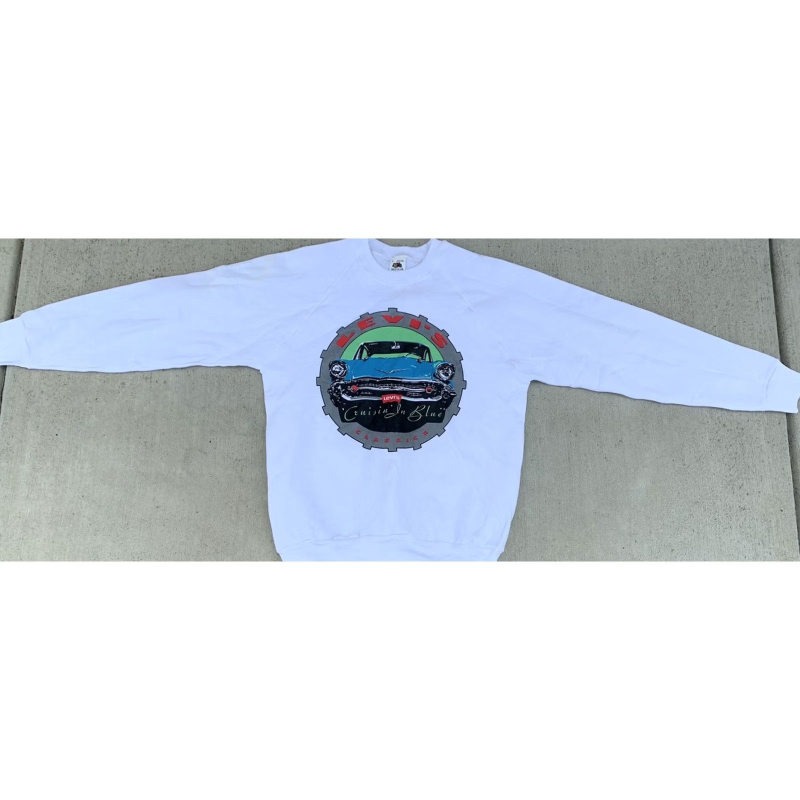 Fruit Of The Loom VINTAGE Fruit of the Loom Sweatshirt L White Cruisin’ In Blue Classics raglan sweatshirt 80s 90s American Cars Chevrolet Retro Men Size US L / EU 52-54 / 3 - 4 Thumbnail