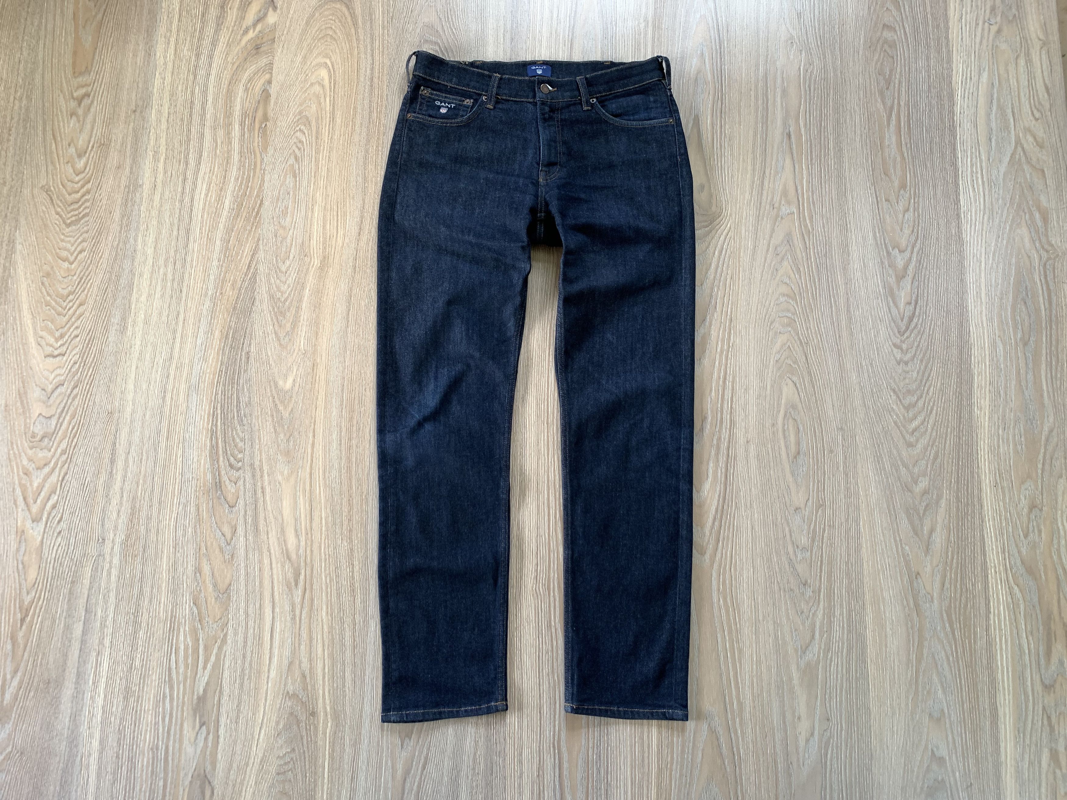 image of Gant Regular Straight 12 Oz Blue Jeans in Navy Blue, Men's (Size 32)