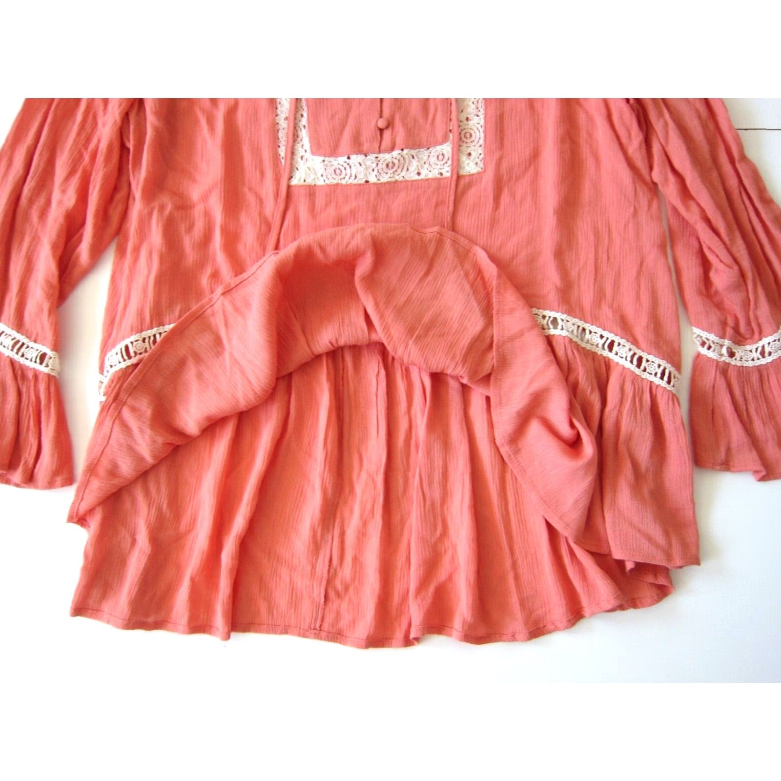 Vintage UMGEE Blouse Shirt Women Long Sleeve Tunic L Orange Ivory Lace Crochet Peasant V-Neck 100% Rayon Size L / US 10 / IT 46 - 7 Thumbnail