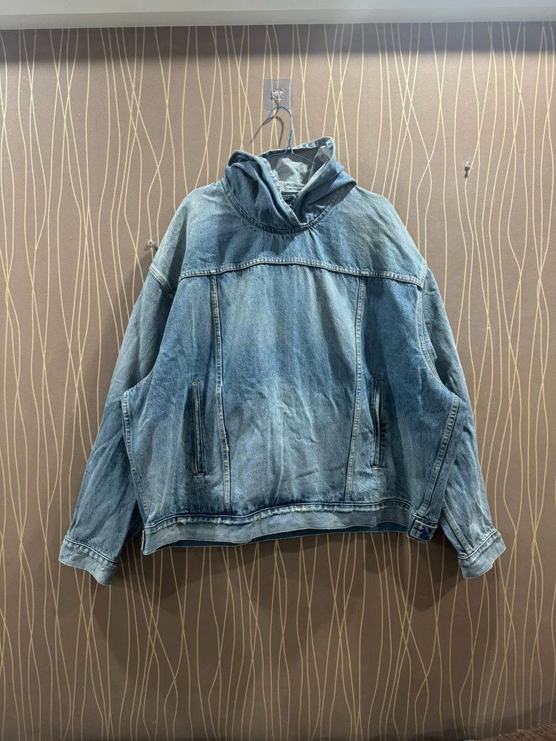 Balenciaga Balenciaga Denim Hoodie Size US S / EU 44-46 / 1 - 1 Thumbnail