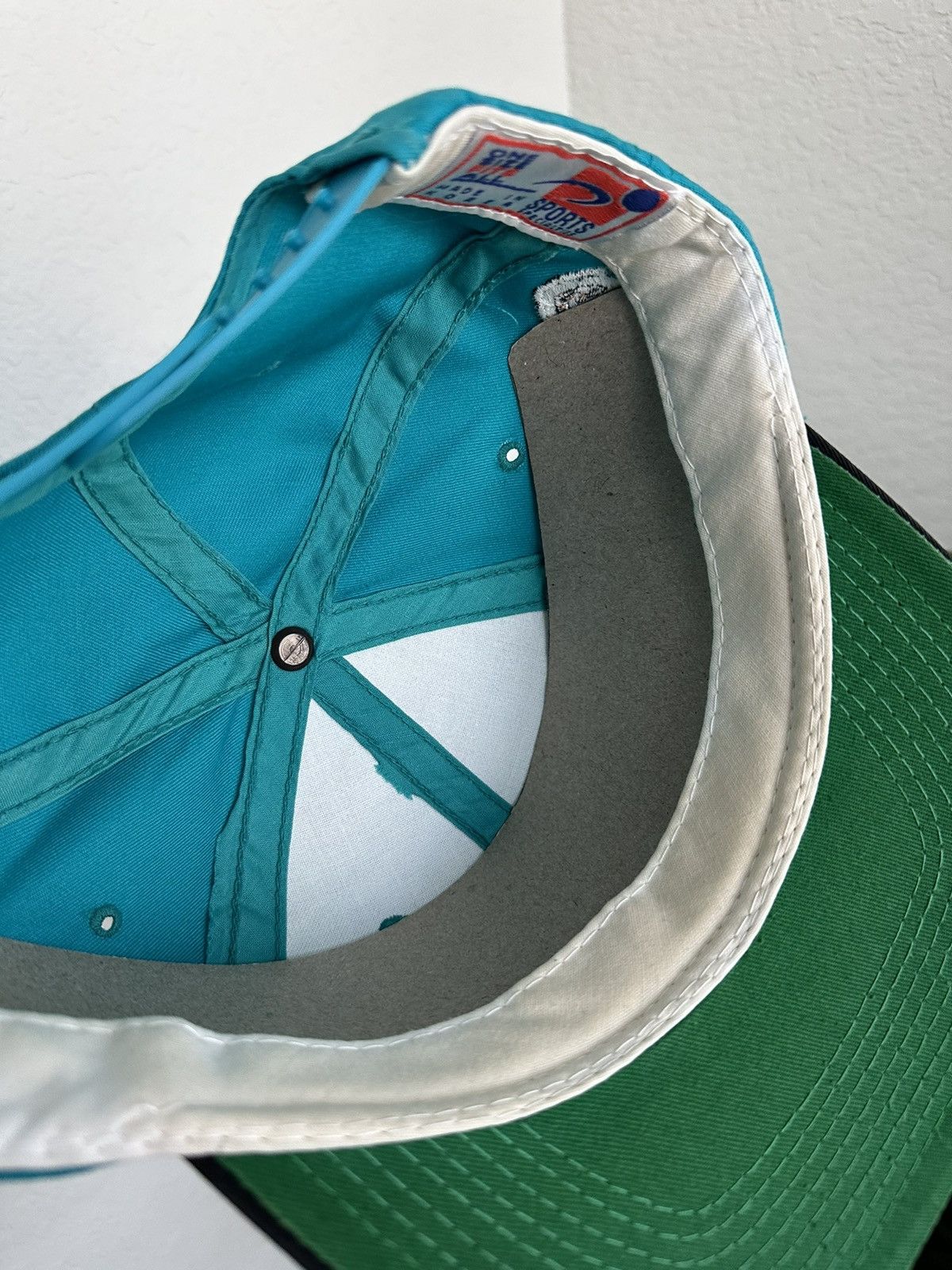 Sports Specialties × Vintage Vintage 90s Vancouver Grizzlies Script Sports Specialties Size ONE SIZE - 9 Thumbnail