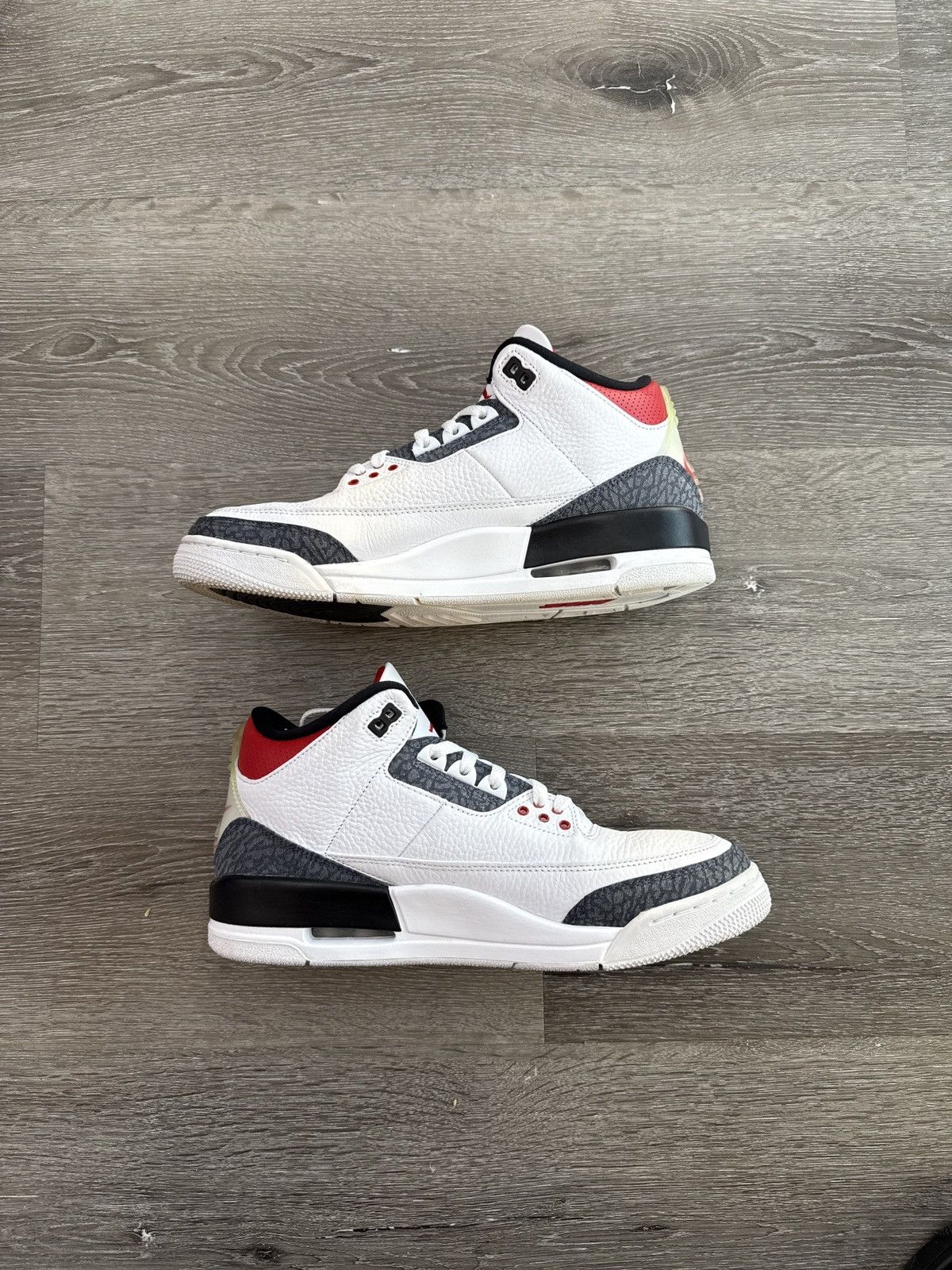 Jordan Brand Air Jordan 3 Retro SE “Fire Red Denim” (2020) **PRE-OWNED** Size US 10.5 / EU 43-44 - 2 Thumbnail
