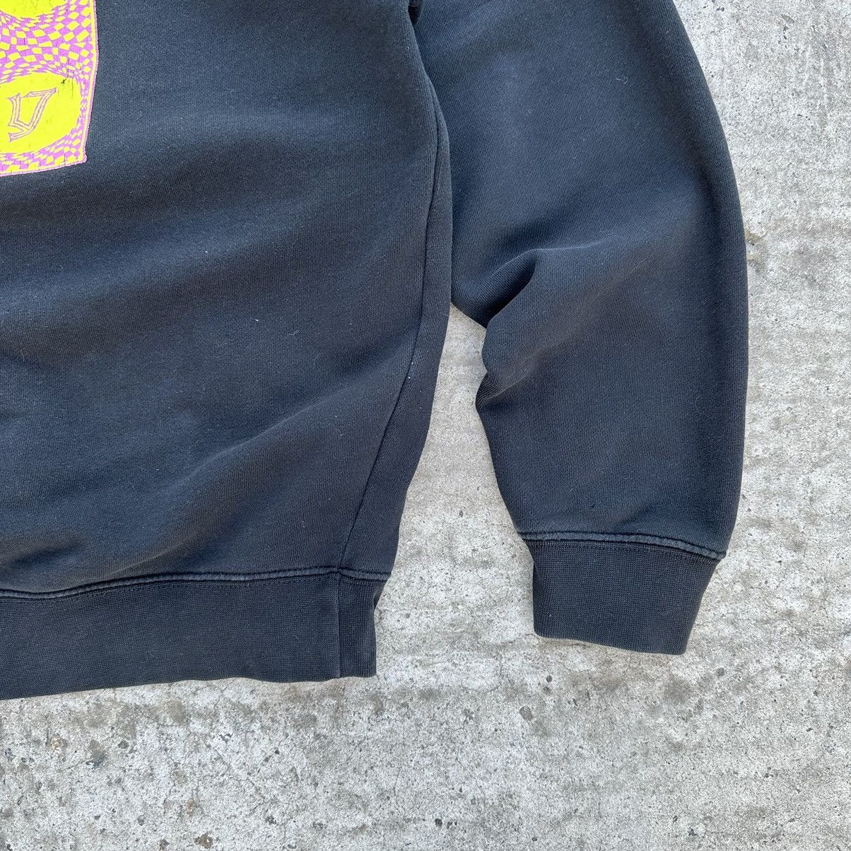Obey × Vintage Vintage Obey Hoodie Fitted Big Logo Skate Wear Distressed Size US M / EU 48-50 / 2 - 3 Thumbnail