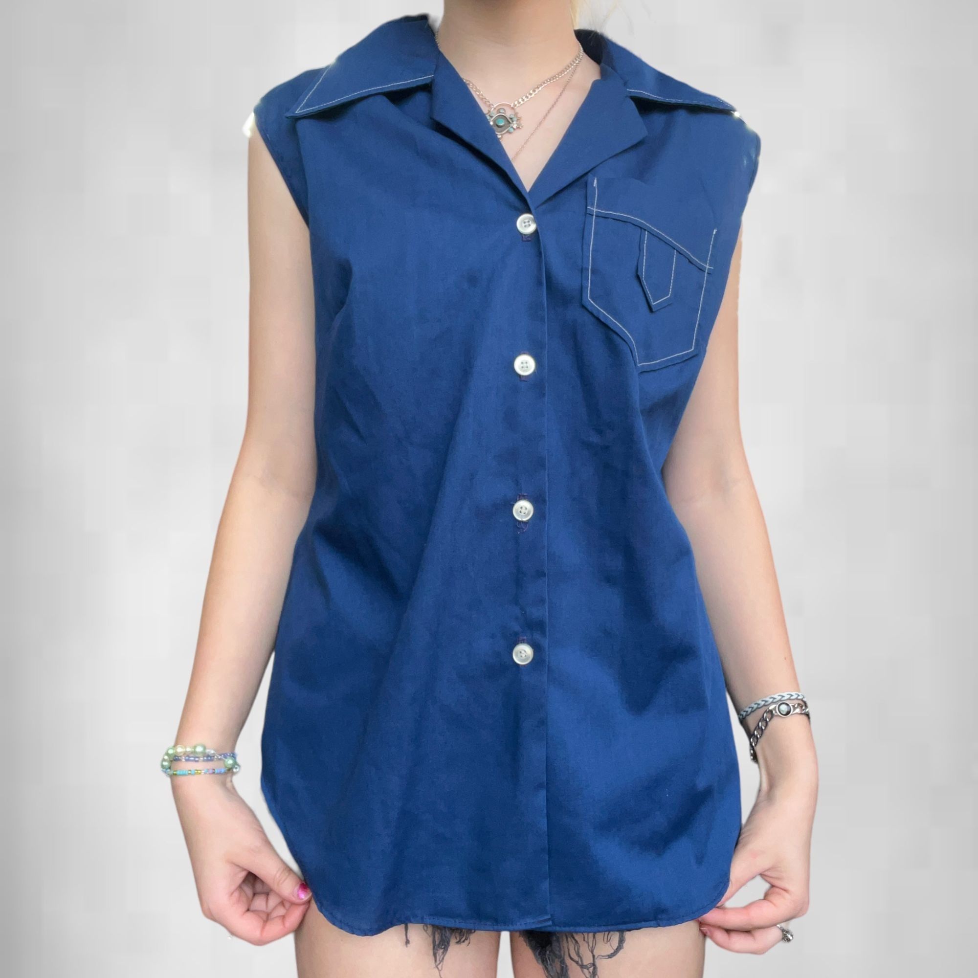 Vintage Vintage 90s Sleeveless Button Up Collar Shirt Size M / US 6-8 / IT 42-44 - 1 Thumbnail