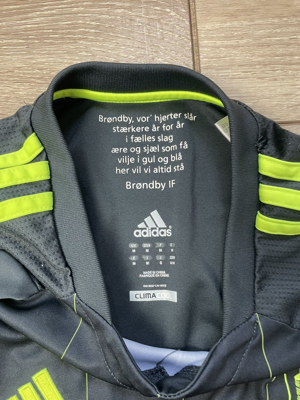 Adidas Brondby IF 2011 Football Shirt Adidas Away Jersey Longsleeve Size US M / EU 48-50 / 2 - 4 Thumbnail