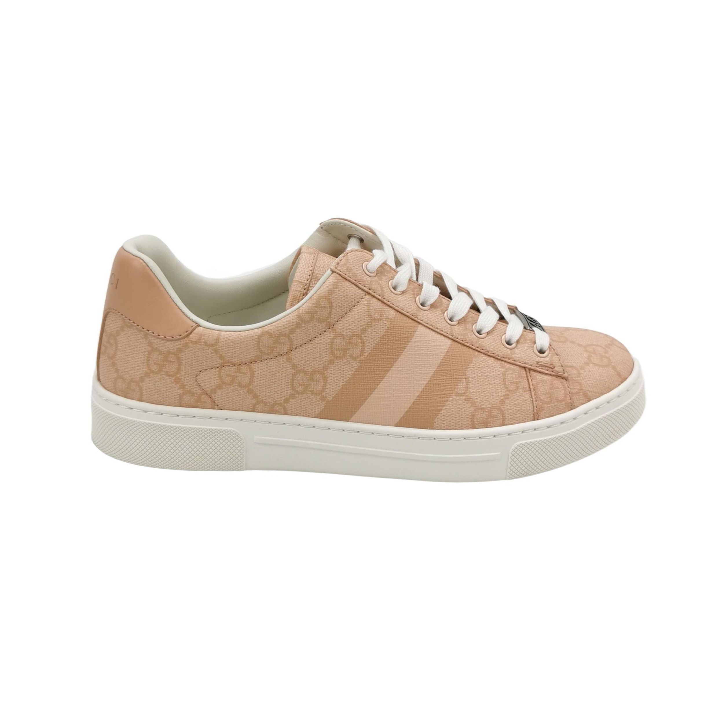 Gucci Gucci Women 6-5 Lowtop Sneakers Size US 6.5 / IT 36.5 - 1 Thumbnail