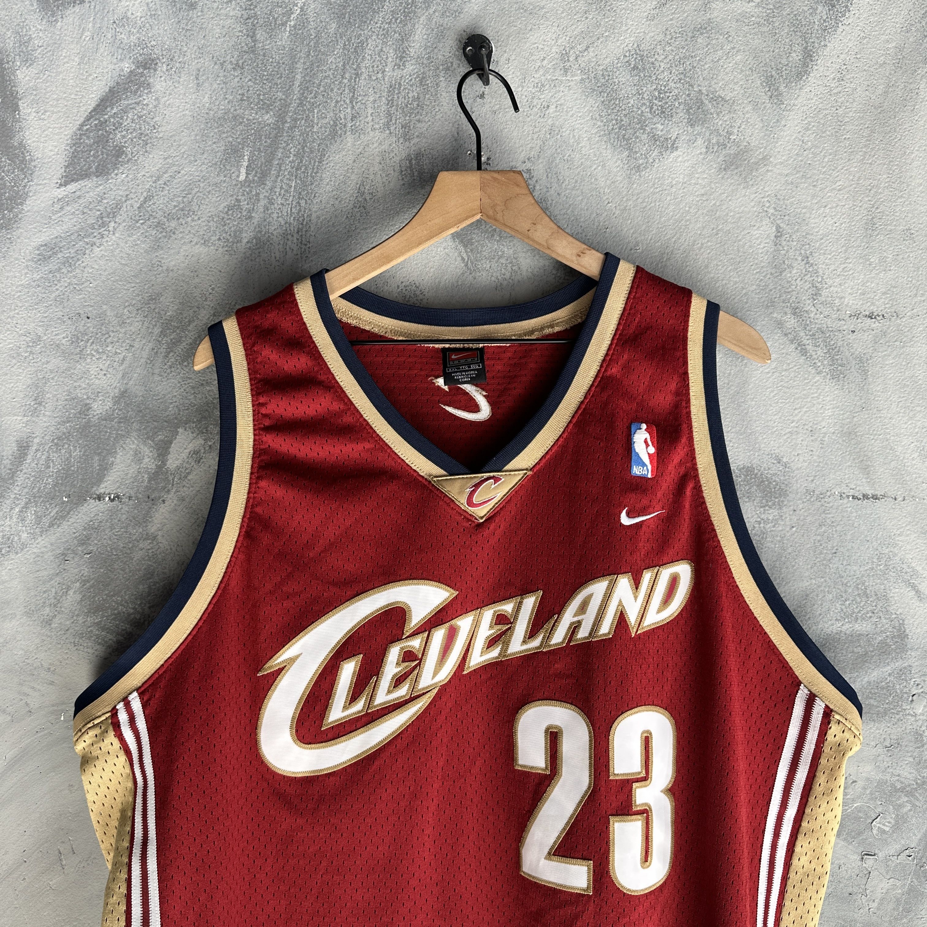 Nike Vintage Cleveland Cavaliers Jersey LeBron James 23 Nike Size US XXL / EU 58 / 5 - 5 Thumbnail