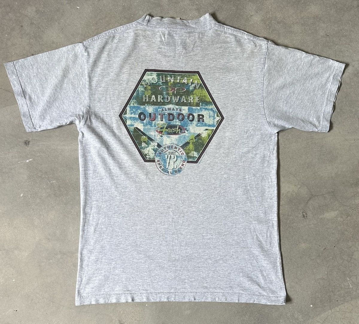 Ocean Pacific VINTAGE OCEAN PACIFIC MOUNTAIN HARDWEAR TEE Size US M / EU 48-50 / 2 - 1 Thumbnail