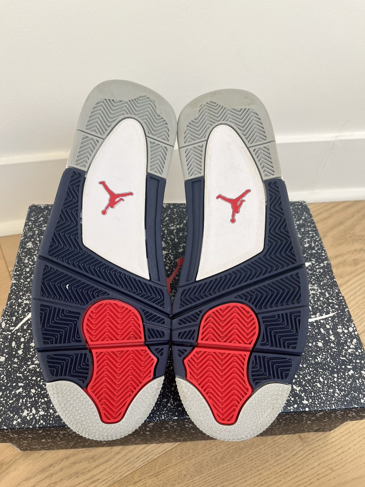 Nike Jordan 4 Midnight Navy Size US 12 / EU 45 - 7 Thumbnail