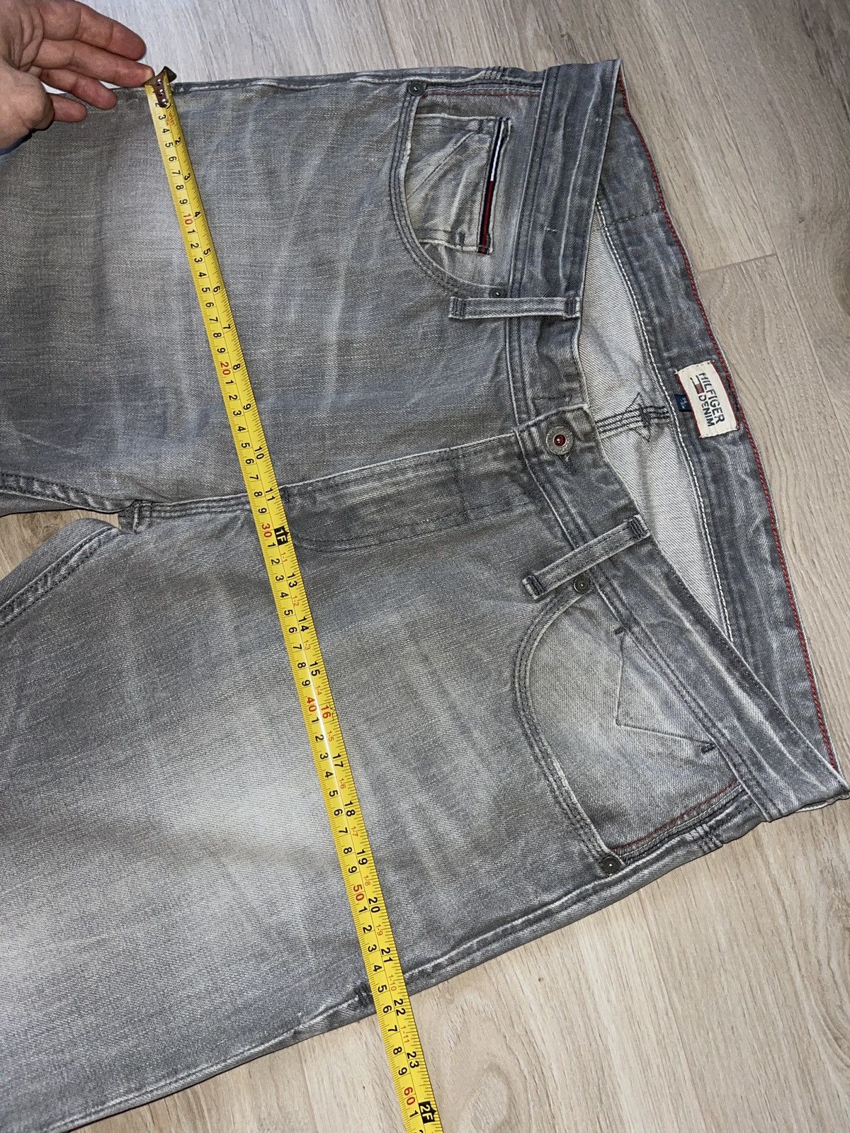Tommy Hilfiger Vintage tommy hilfiger jeans blue denim 34/32 Size US 34 / EU 50 - 11 Thumbnail