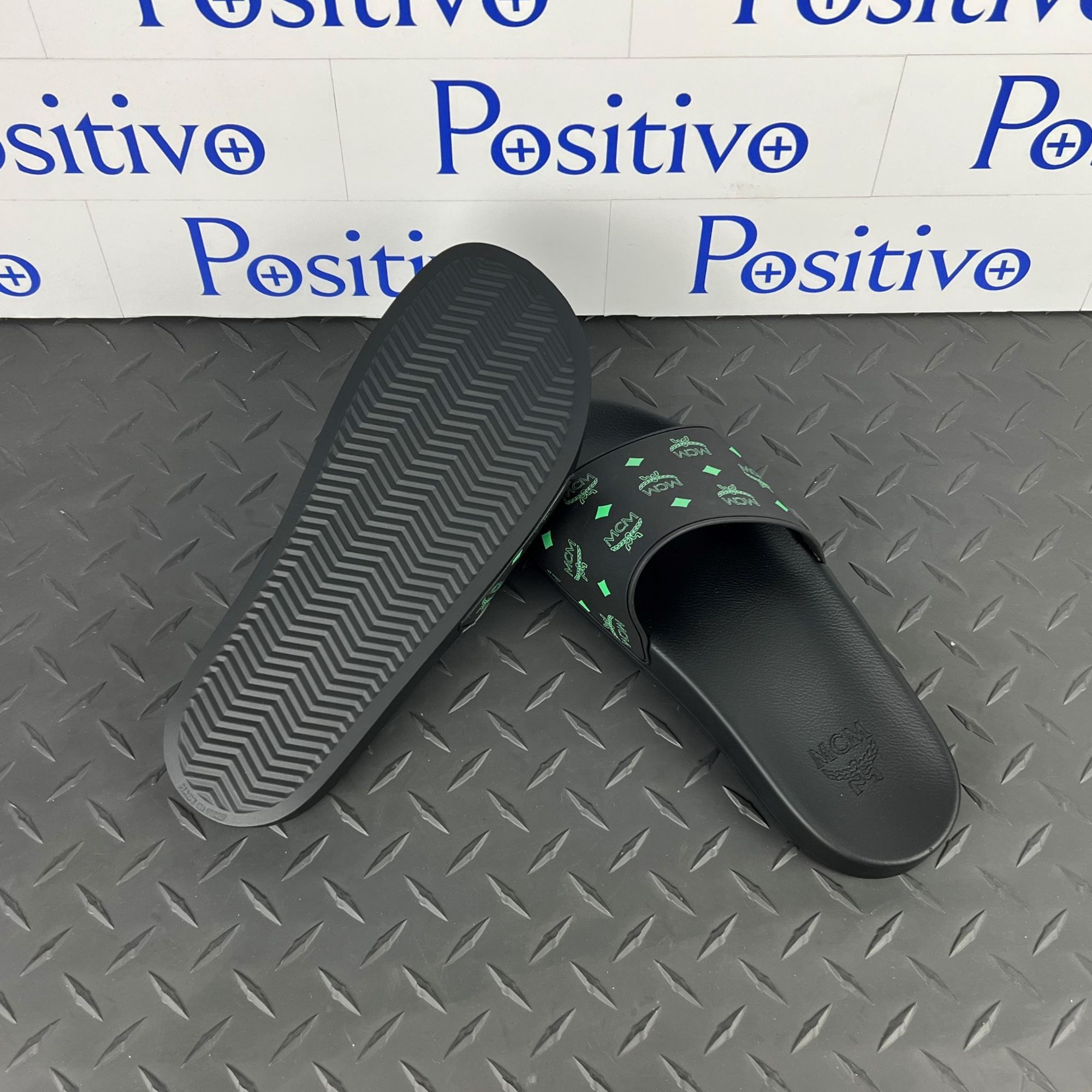 MCM MCM Black/Green Monogram Print Rubber Slides US 9 EU 42 Size US 9 / EU 42 - 3 Thumbnail