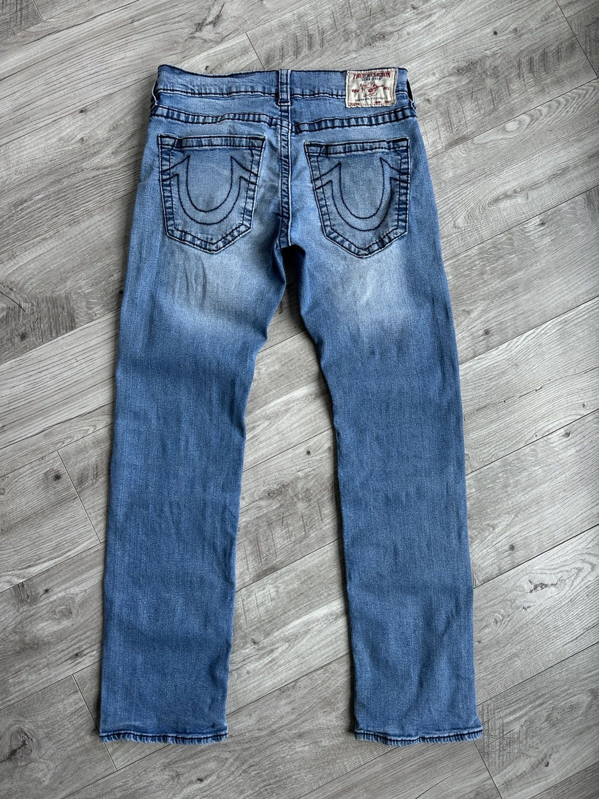 True Religion Relaxes Straight Fit men’s Y2K logo jeans