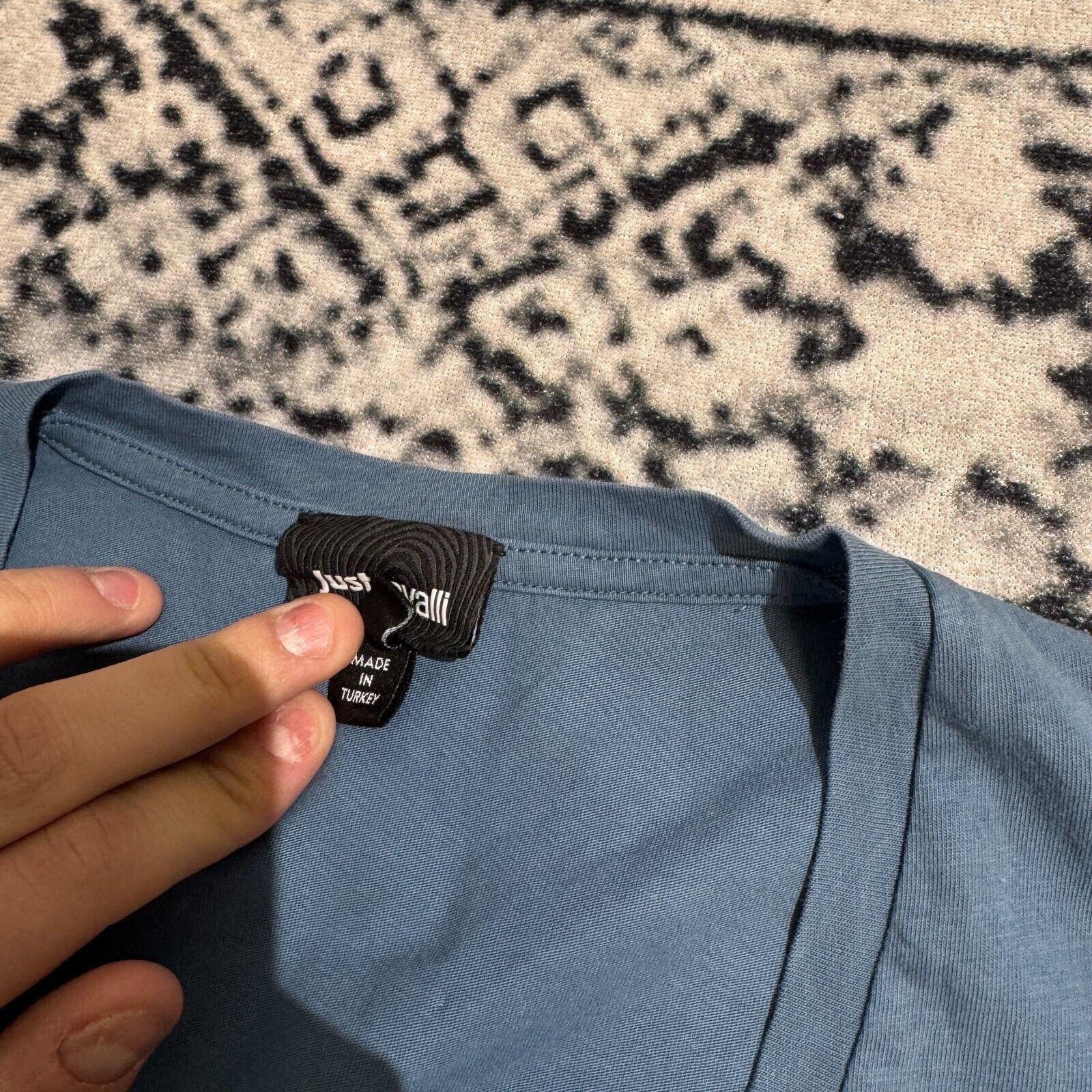 Just Cavalli × Vintage Just Cavalli Blue Cotton T-Shirt Size XS V-Neck Vintage 90s Size US XS / EU 42 / 0 - 7 Thumbnail
