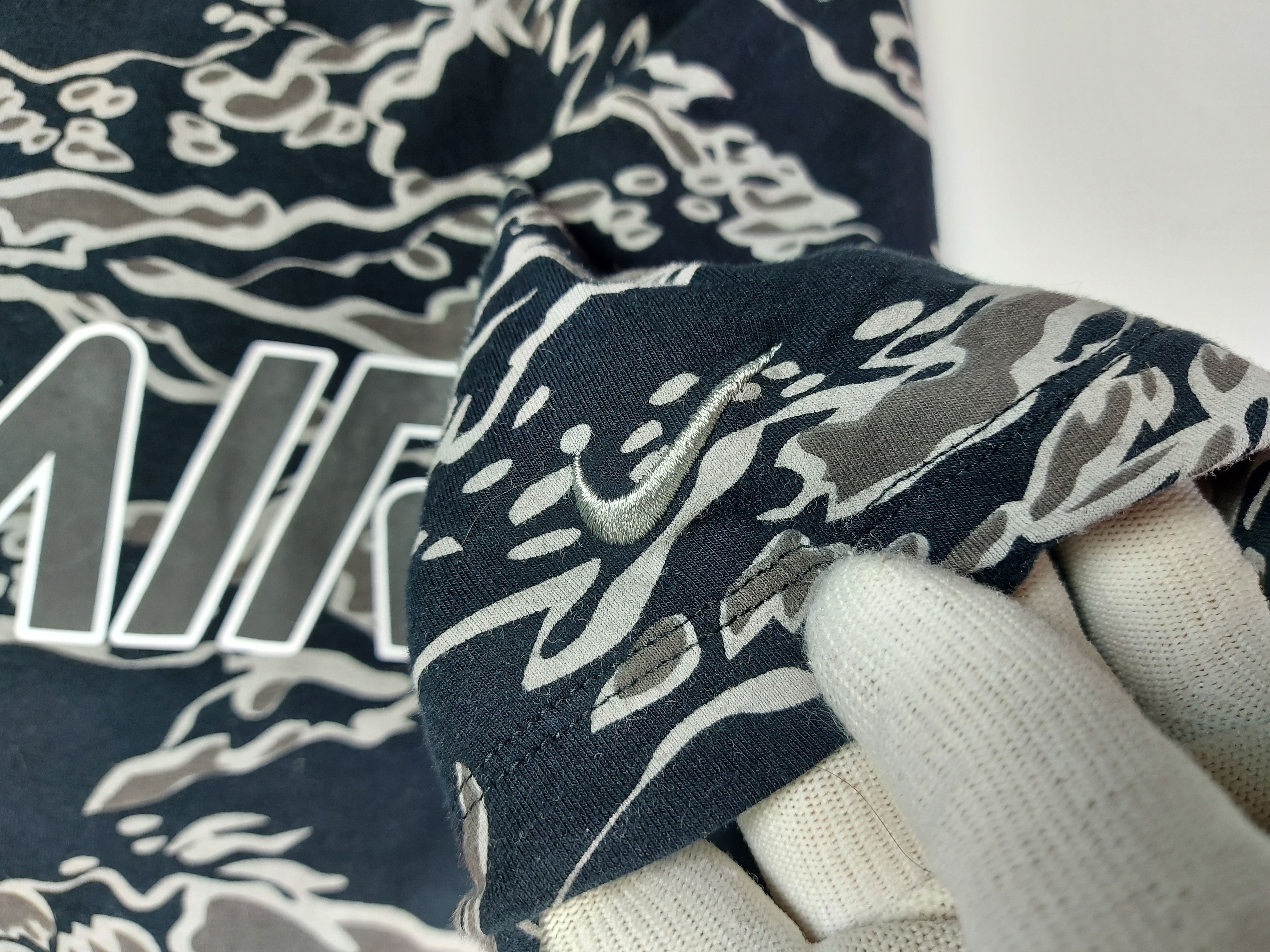 Nike × Vintage Vintage Nike Camo T-shirt Size US S / EU 44-46 / 1 - 6 Thumbnail