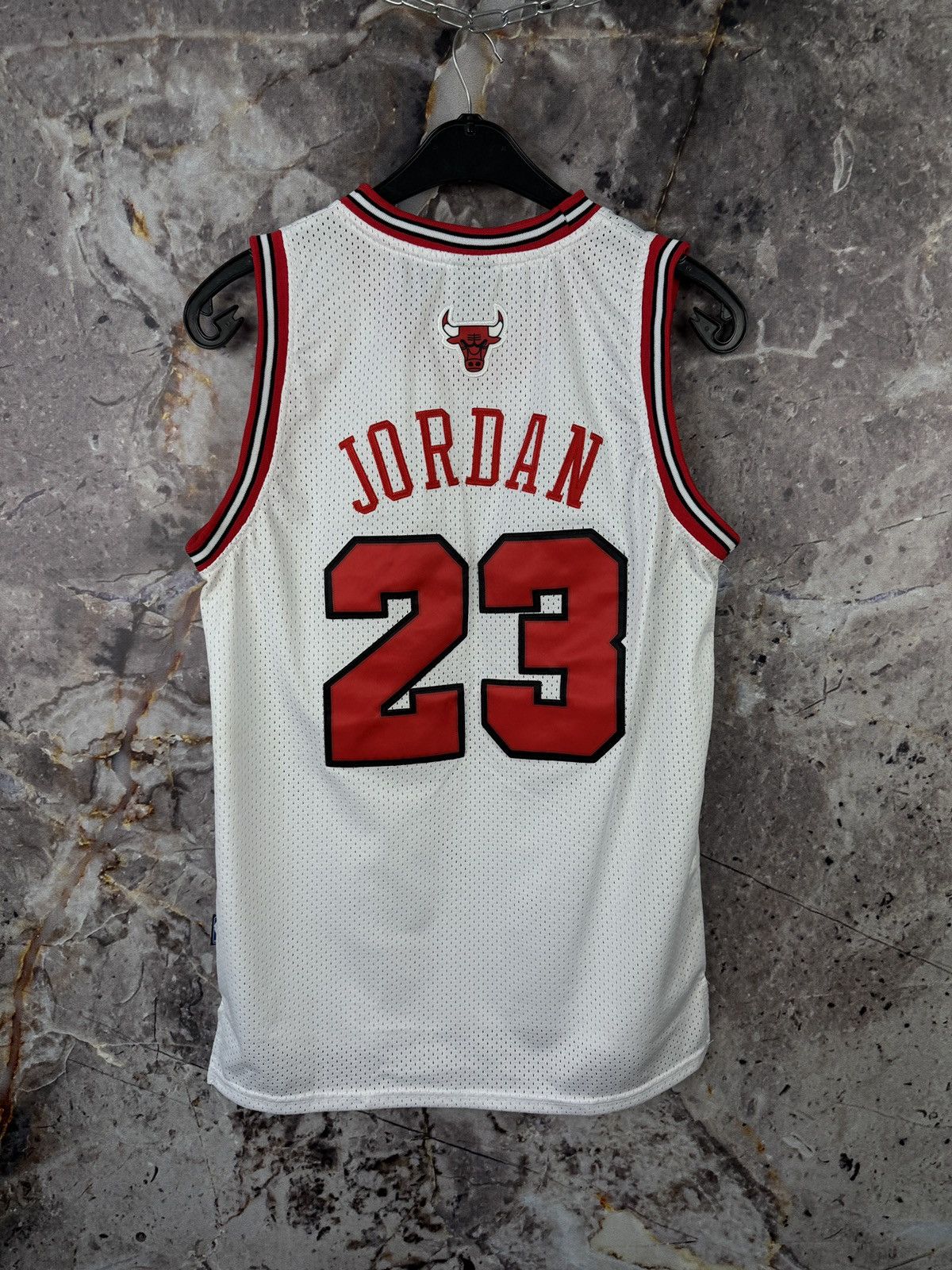 Jordan Brand Men’s Nike Bulls 23 Jordan Sleeveless T-Shirt Size Small Size US S / EU 44-46 / 1 - 9 Thumbnail