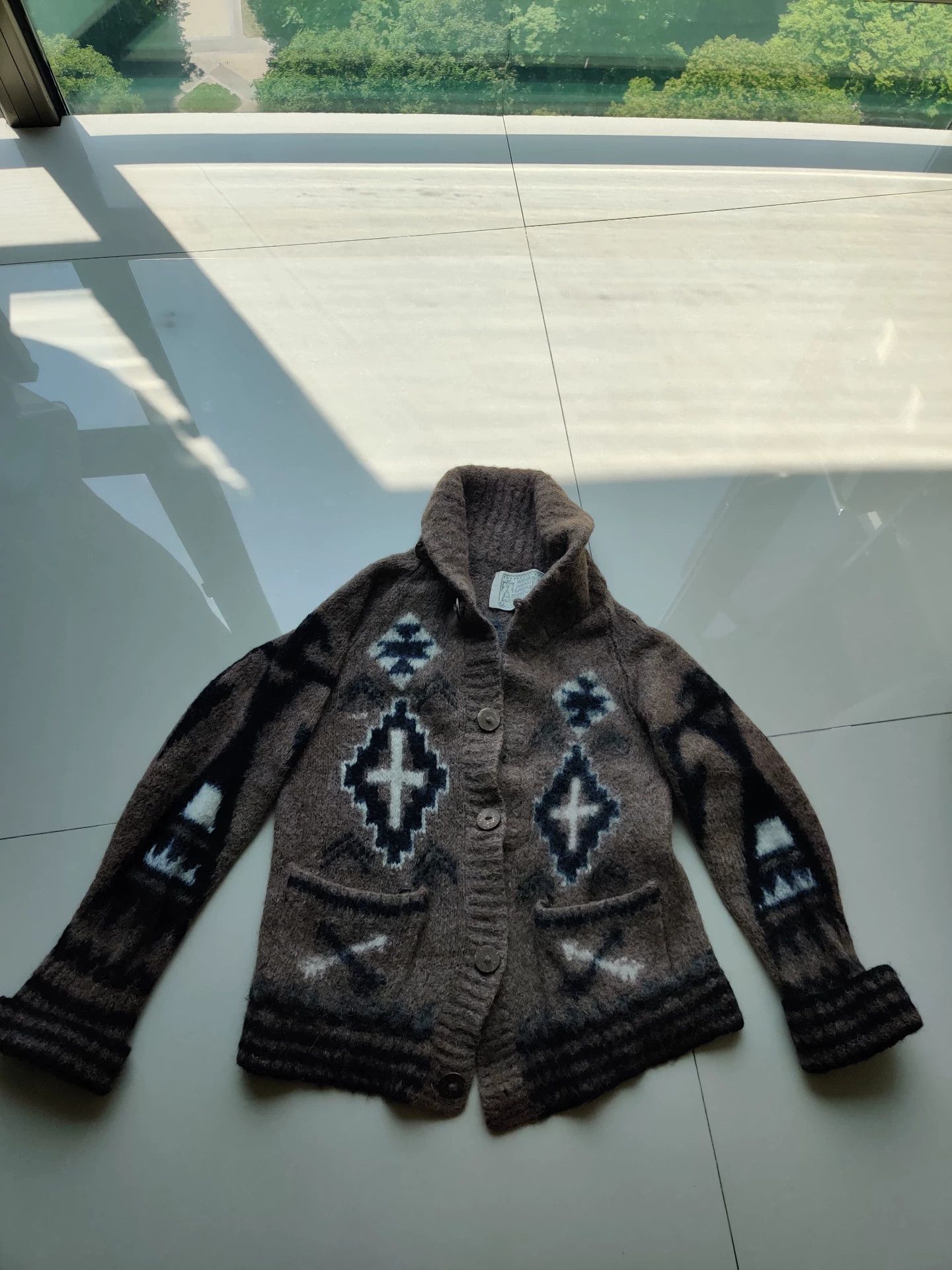 Japanese Brand hand-knit barnstormers cardigan with eagle design Size US L / EU 52-54 / 3 - 1 Thumbnail