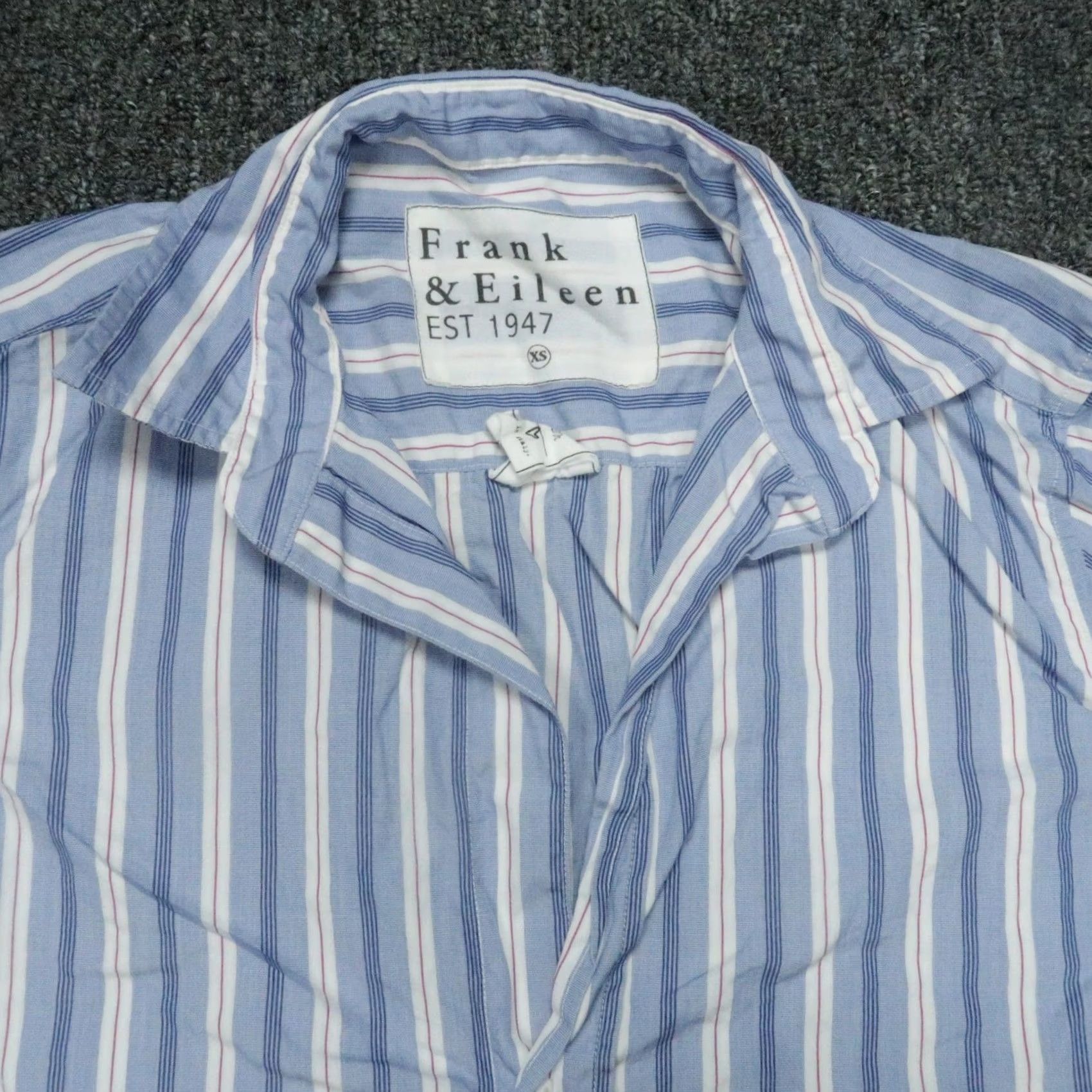 Frank & Eileen Frank & Eileen Shirt Womens XS Blue Stripe Long Sleeve Button Up VINTAGE? No, not vintage. Size XS / US 0-2 / IT 36-38 - 2 Thumbnail