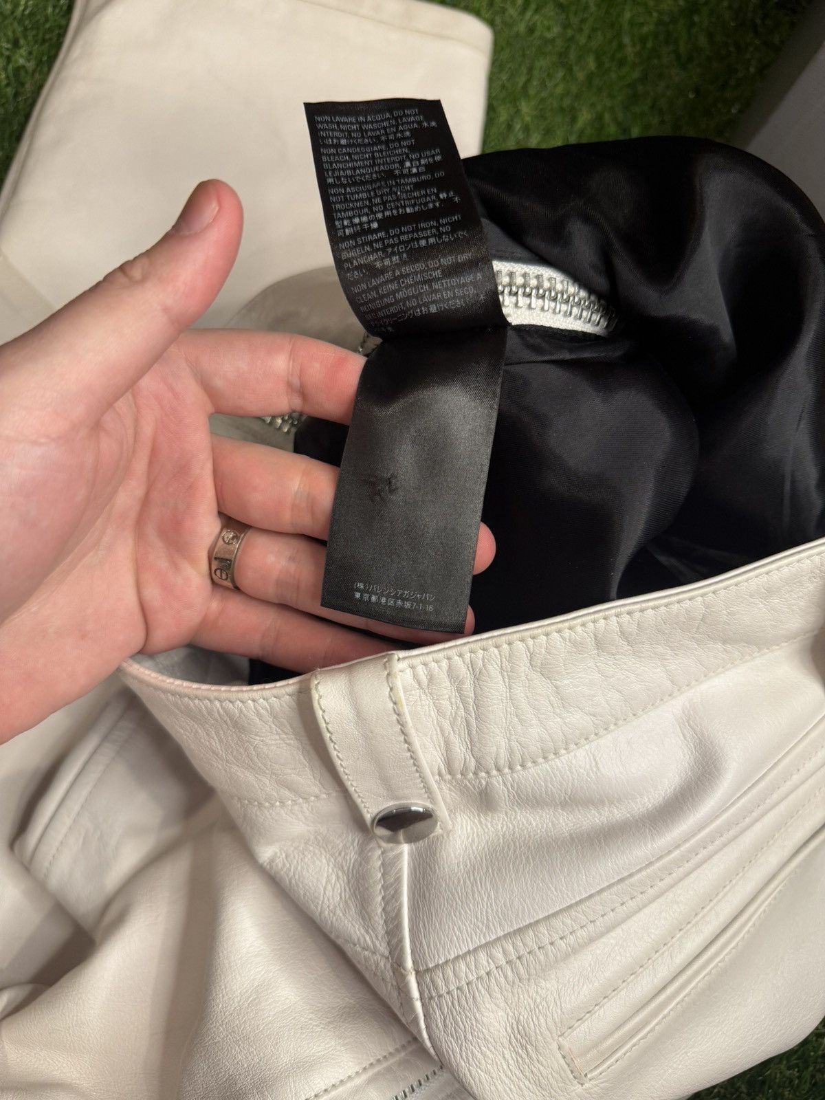 Balenciaga Balenciaga SS20 Look33 RUNWAY White Calf Leather Fetish Pant Size US 28 / EU 44 - 21 Thumbnail