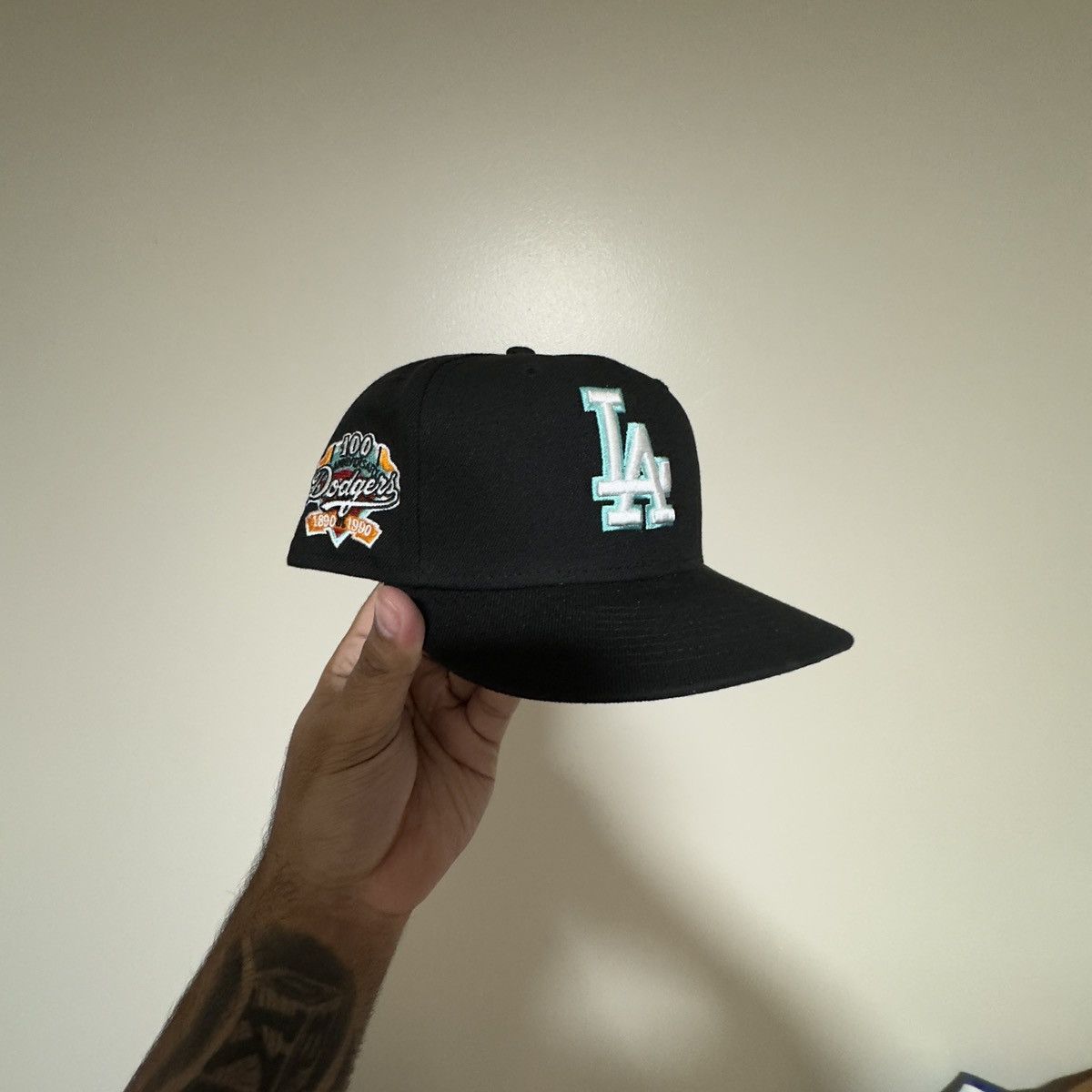 Hat Club La Tiffany Blue Female Fitteds Collection 71/2 Size ONE SIZE - 5 Thumbnail