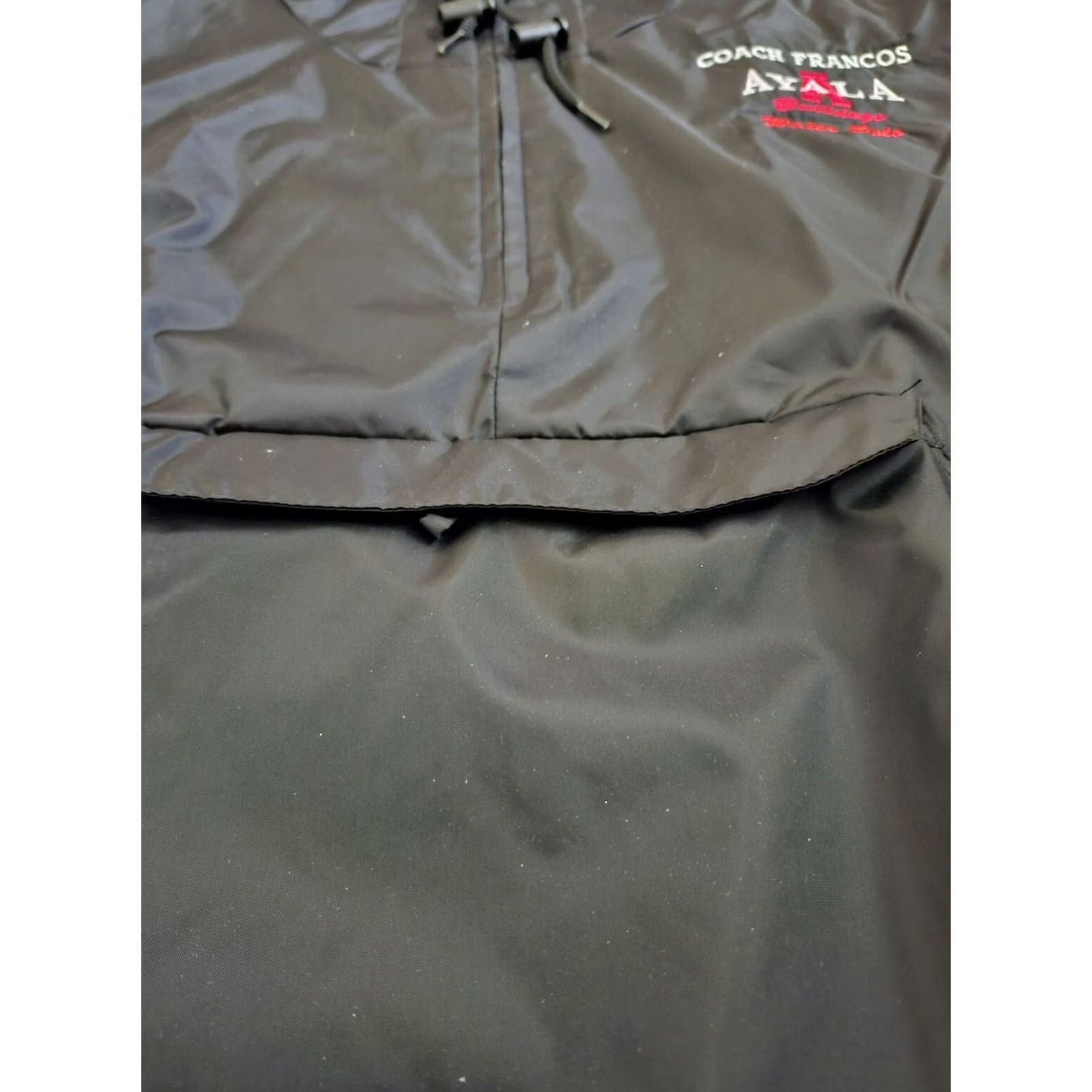 Vintage VINTAGE? No. Ayala High School Bulldogs Water Polo Coach Francos Windbreaker Jacket L Black Nylon Zip Drawstring Men Regular Size US L / EU 52-54 / 3 - 6 Thumbnail