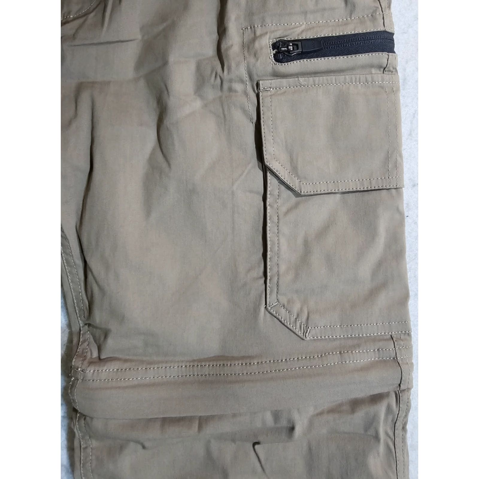 Vintage BC Clothing Classic Convertible Cargo Hiking Pants Khaki Men's Medium 34x30 Size Medium Cargo Pocket Zipper 4-Season Vintage No Size US 31 - 4 Thumbnail