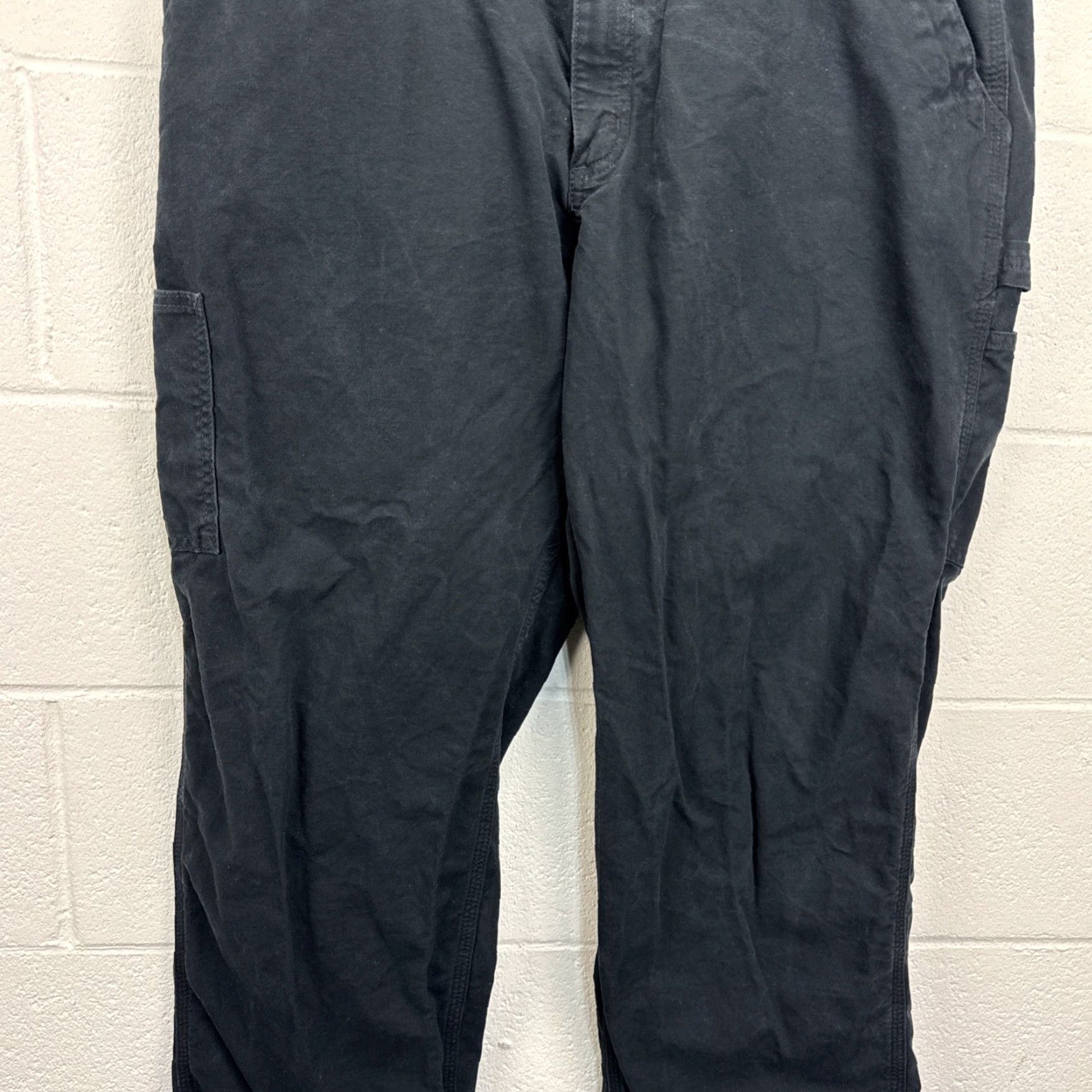 Carhartt VINTAGE Carhartt B151 Work Pants Black 40x30 Loose Original Fit Utility Carpenter Cotton Size US 40 / EU 56 - 5 Thumbnail