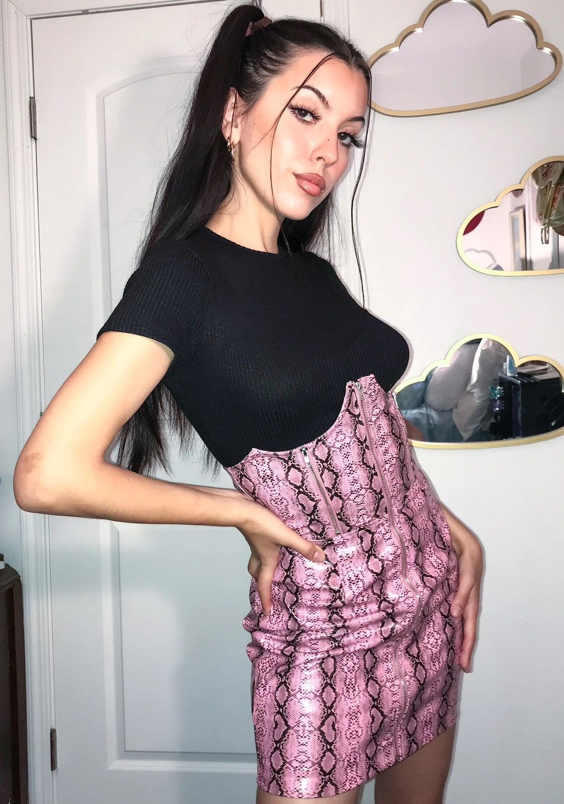 Dolce & Gabbana Baby hit it off leather midi skirt 💗 Size 26" / US 2 / IT 38 - 2 Thumbnail
