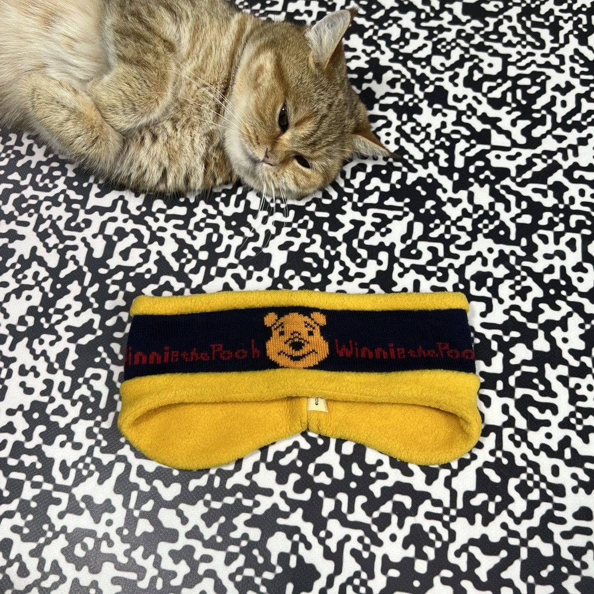 Disney Vintage 90s Winnie Pooh Disney Headband Retro Movie Style Size ONE SIZE - 3 Thumbnail