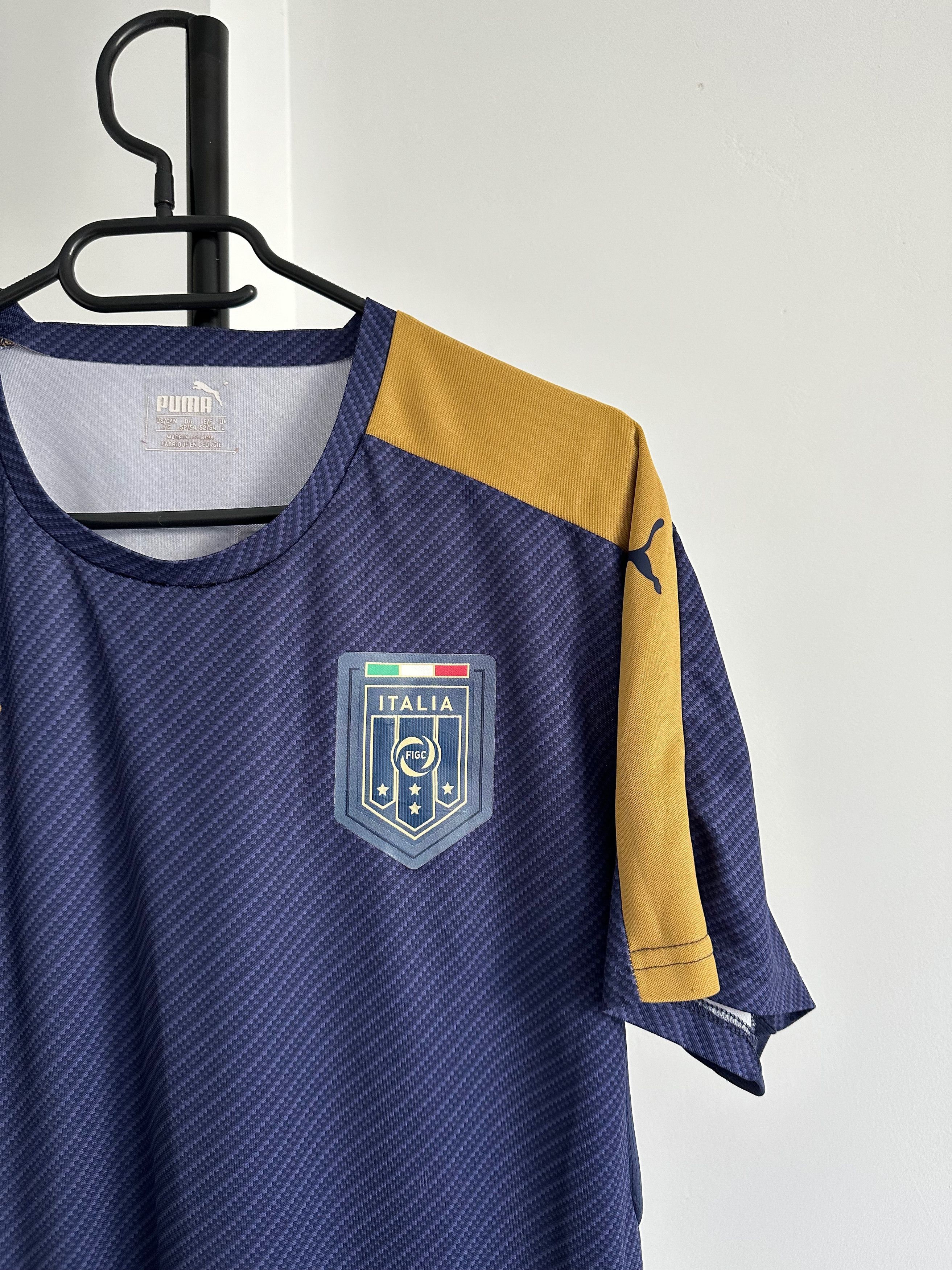 Puma 2006 ITALY Puma soccer team Stadium Tribute Blokecore Size US L / EU 52-54 / 3 - 3 Thumbnail