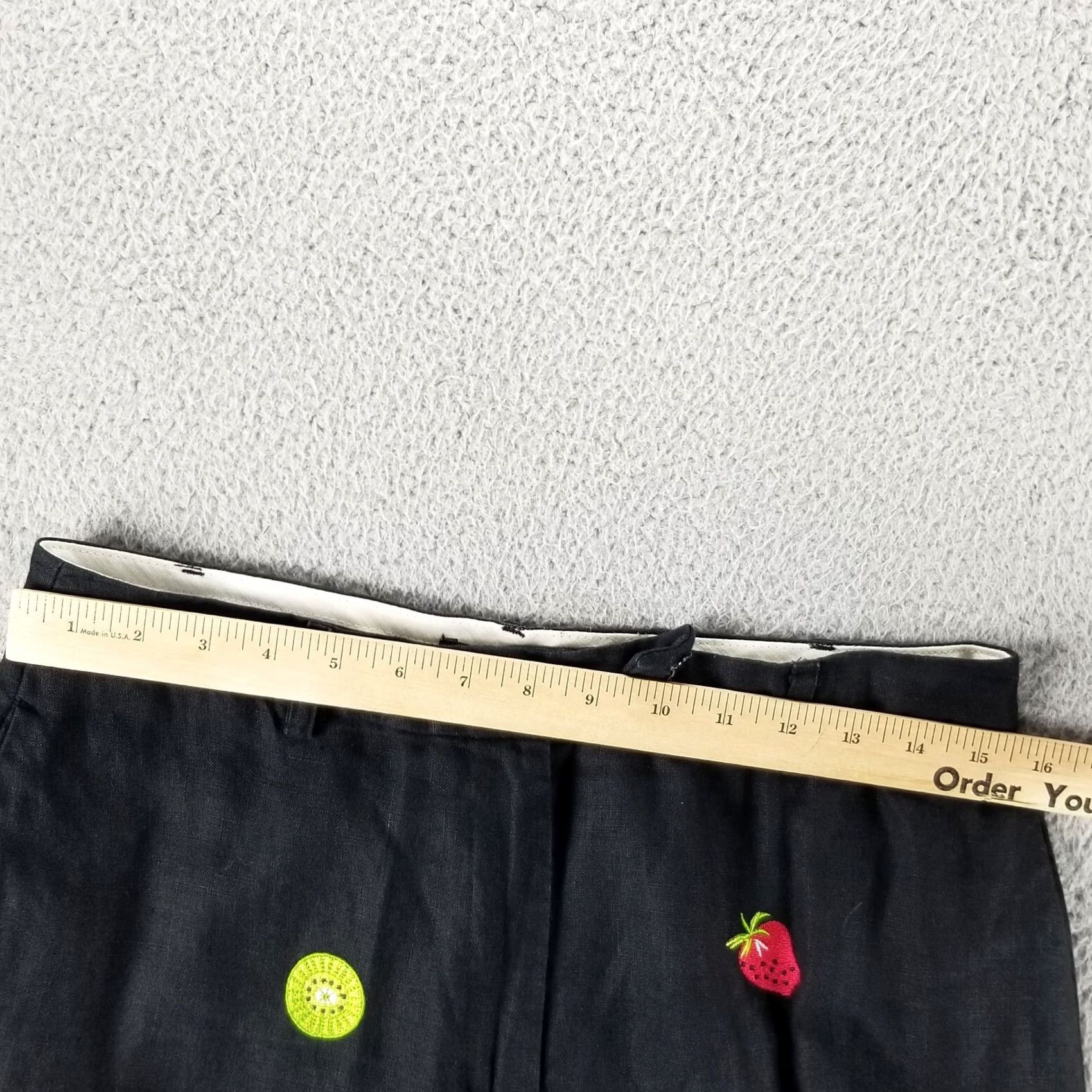 Vintage Rosanna Linen Pants Woman 12P Petite Embroidered Fruit Strawberries Kiwi Crop Vintage Rosanna Petite Wide-Leg Cropped Beach Summer 12P Womens Size 34" / US 12 / IT 48 - 4 Thumbnail