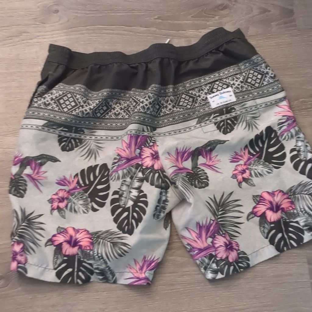 Tommy Bahama Tommy Bahama swim trunks size XXL Size US 39 - 5 Thumbnail