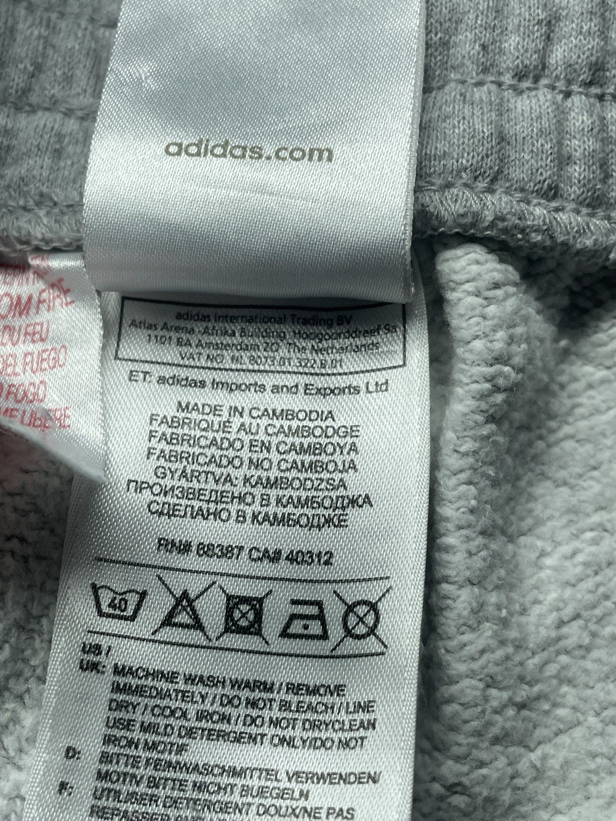 Adidas 🔥RARE🔥Adidas Vintage Y2K Sweatpants Hype Rare Baggy Wide Size US 29 - 7 Thumbnail