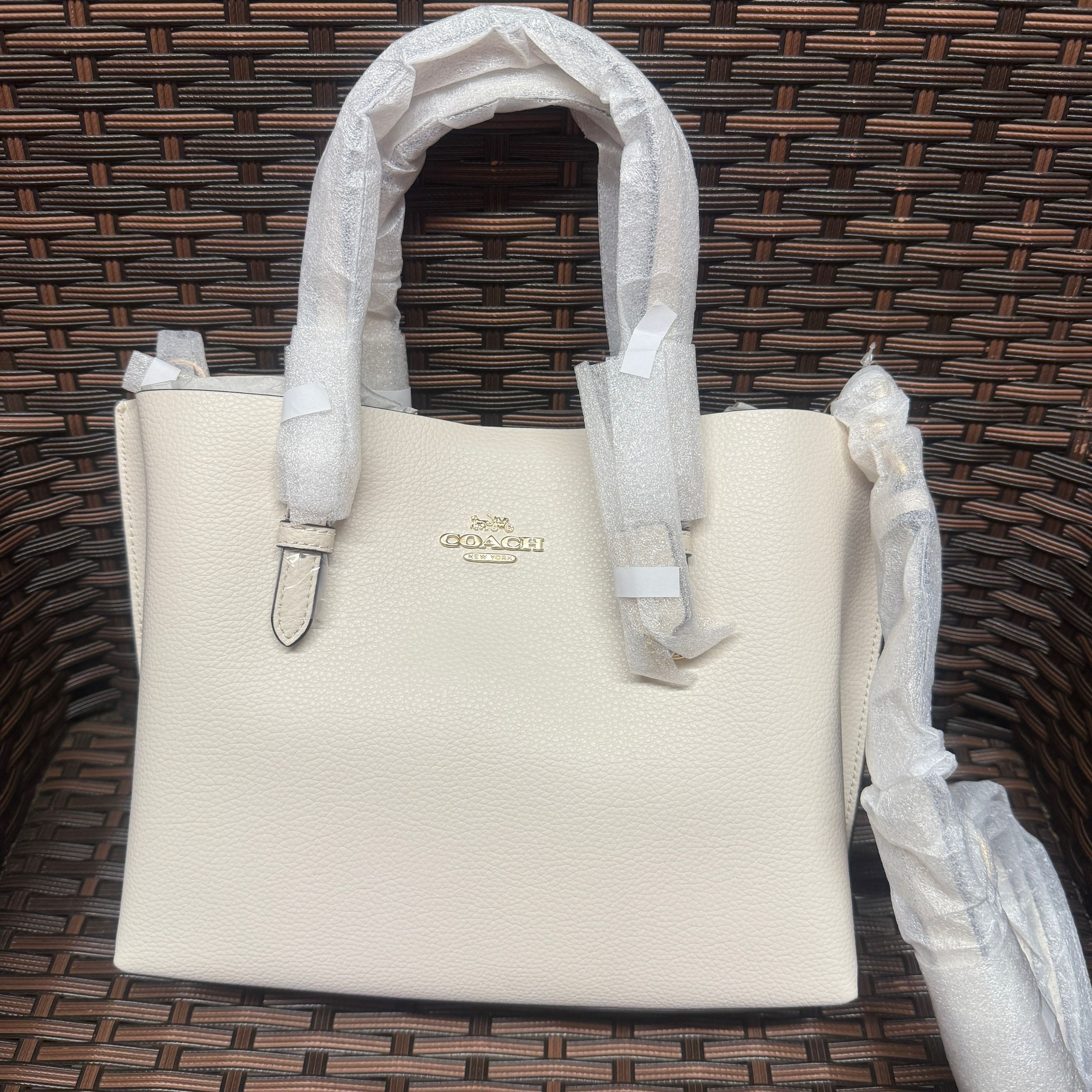 coach Mollie Tote Bag 25 c4084