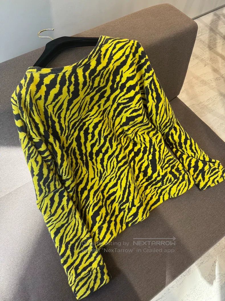 Gucci Gucci Yellow leopard red logo letter sweatshirt Size S / US 4 / IT 40 - 4 Thumbnail