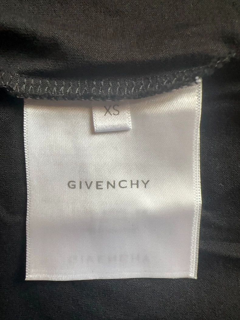 Givenchy Givenchy Women's Short T-Shirt Size US XS / EU 42 / 0 - 5 Thumbnail