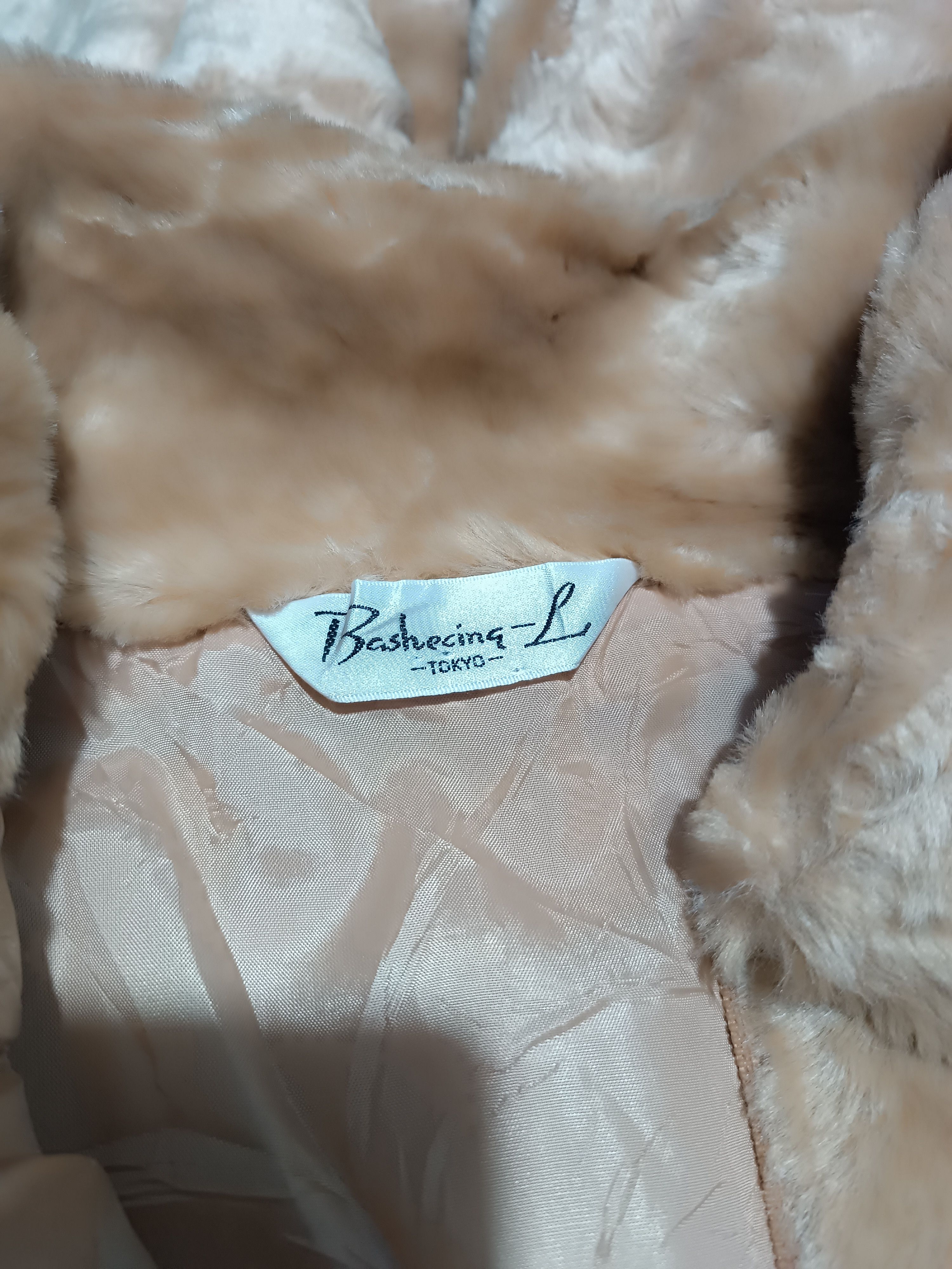 Japanese Brand Vintage Faux Fur Zip Up Coat Winter Jacket Size US L / EU 52-54 / 3 - 9 Thumbnail