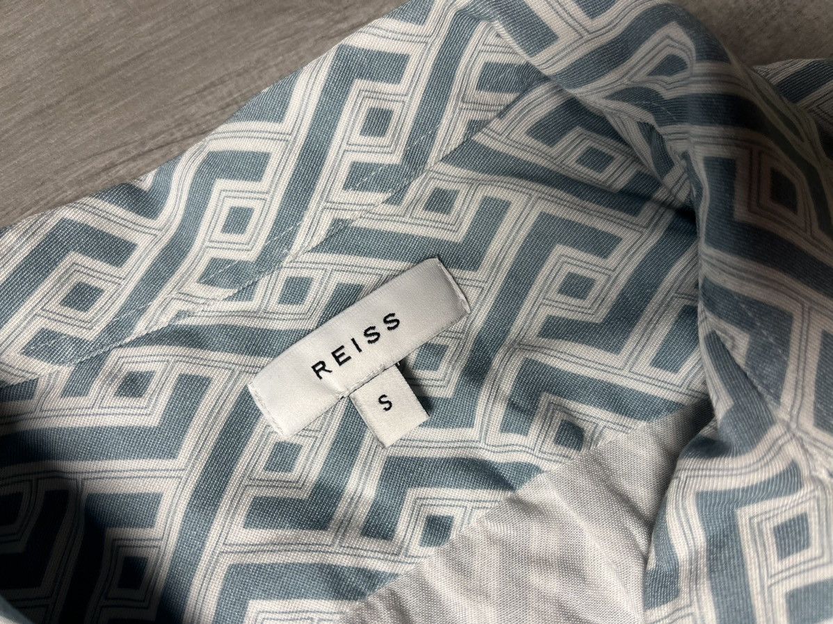 Reiss Reiss shirt short sleeve hawaii size Small Size US S / EU 44-46 / 1 - 4 Thumbnail